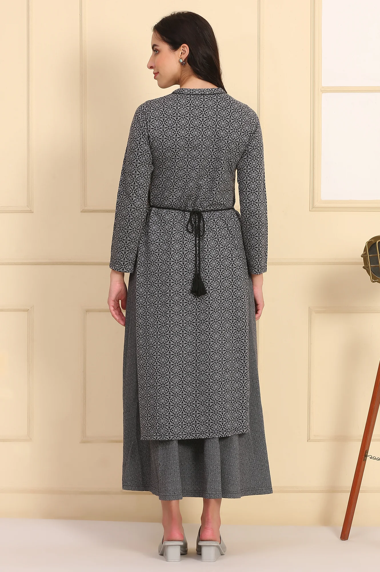 Grey Geometric Printed Yarn Dyed A-line Winter Dress - Image 5