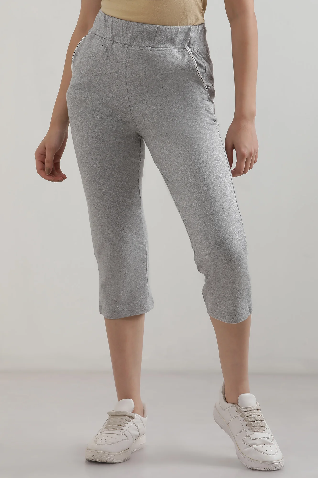 Grey Solid Straight Fit Cotton Culottes With Slip On Closure - Image 2