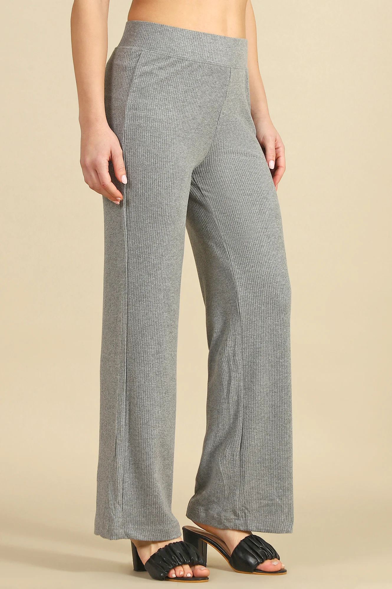 Grey Solid Straight Fit Pants With Slip On Closure - Image 6