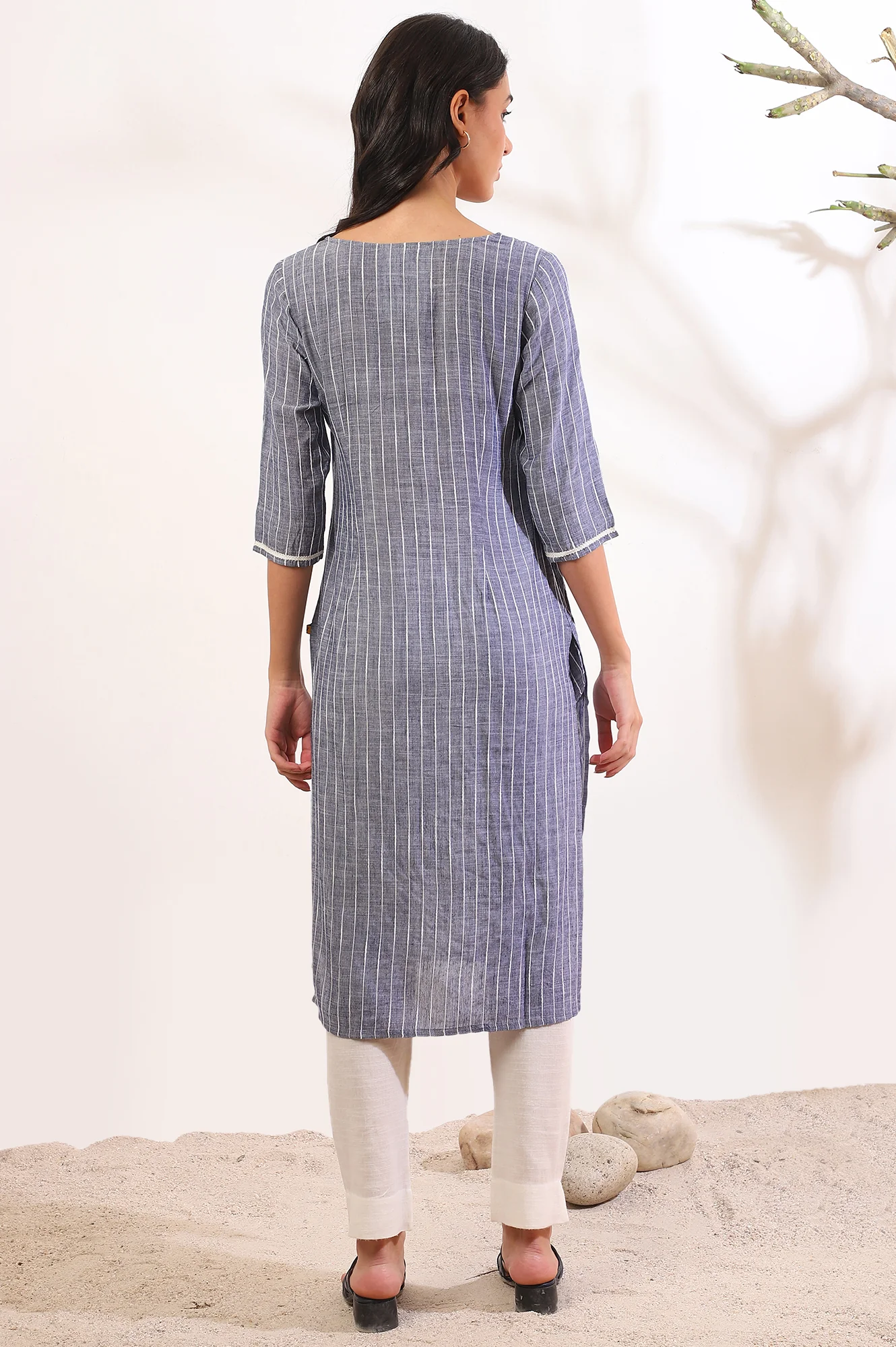 Grey Yarn Dyed Straight Cotton Blend Kurta - Image 6