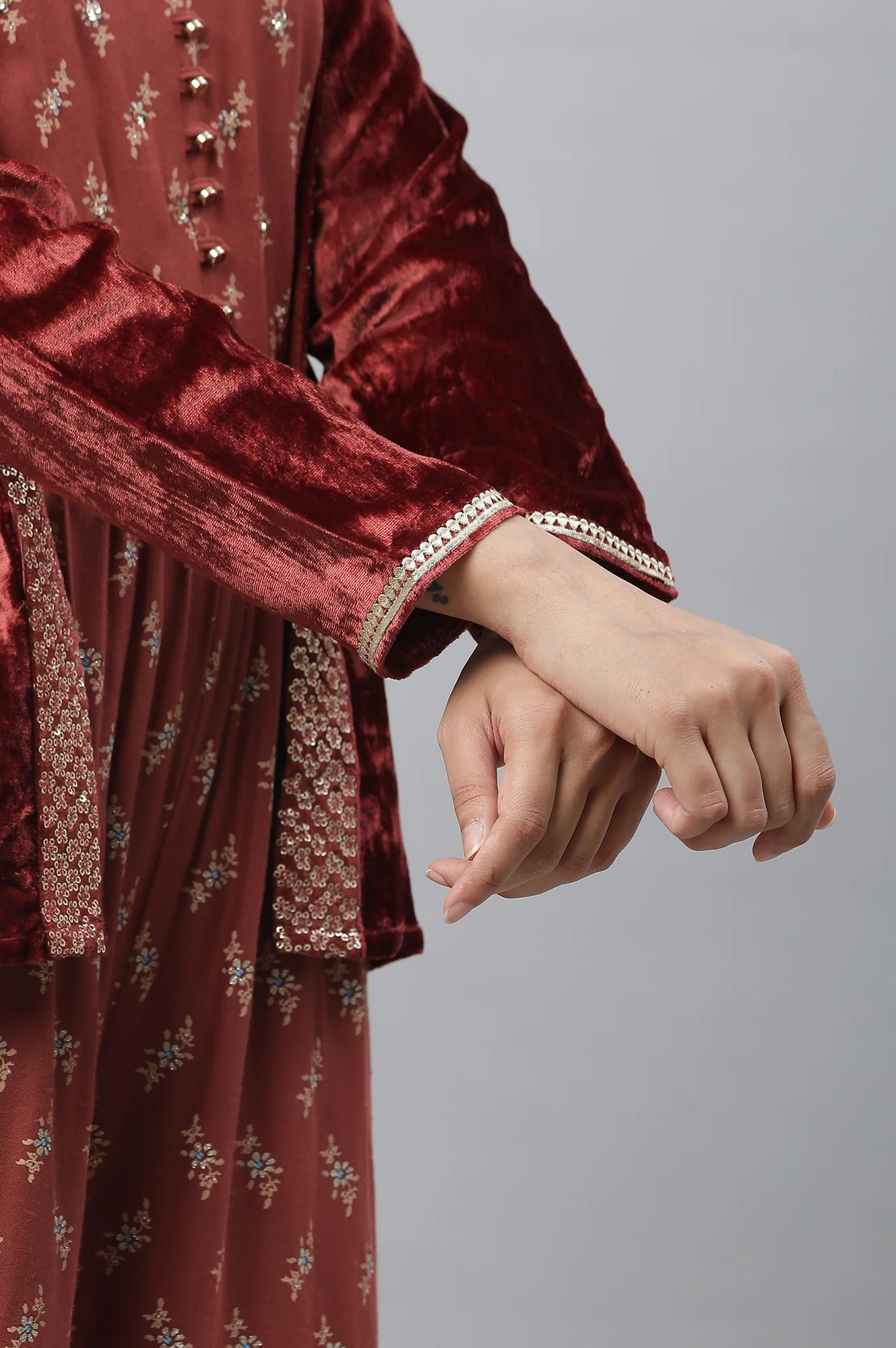 Maroon Embellished Jumpsuit with Velvet Jacket - Image 10
