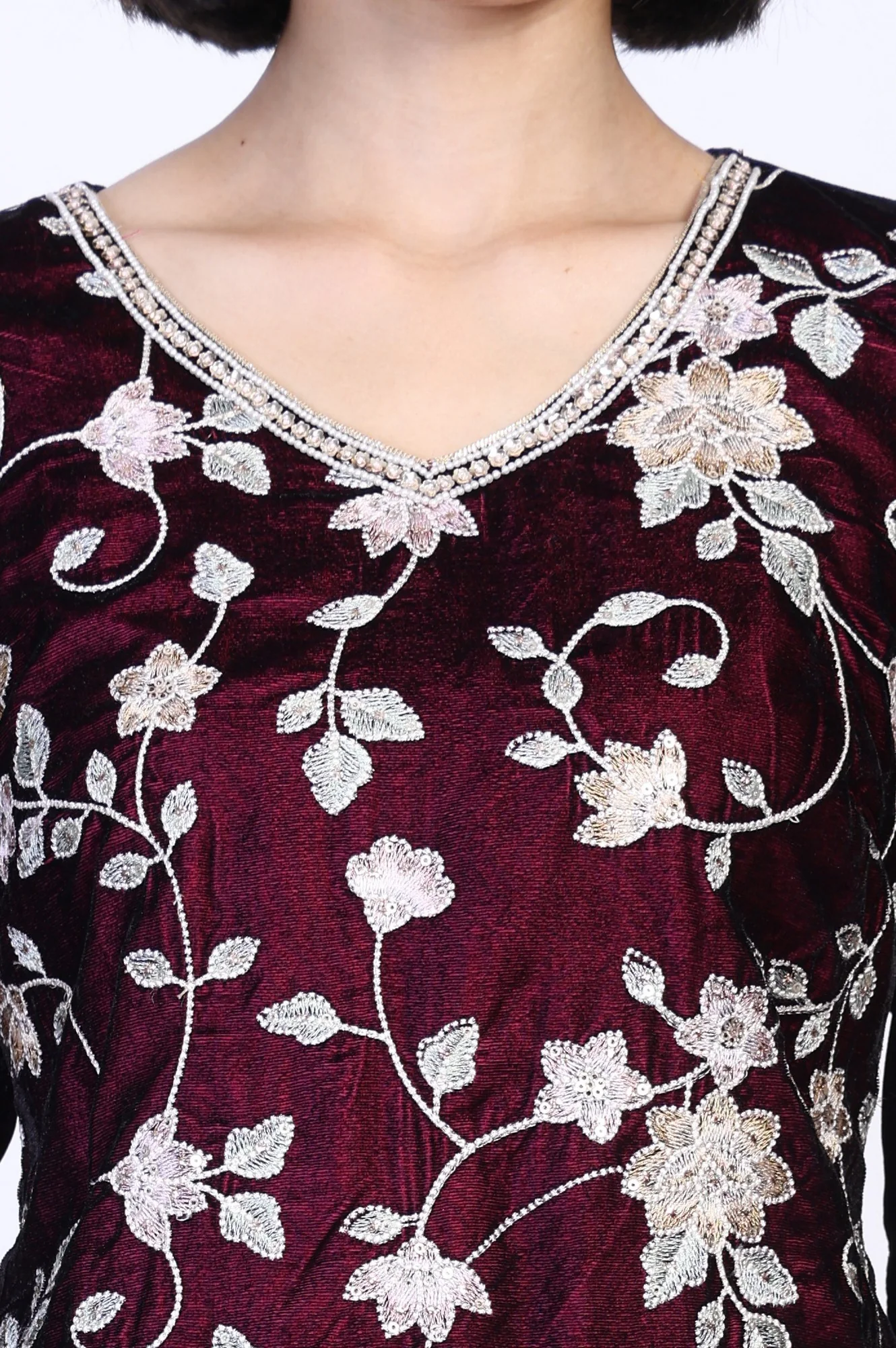 Maroon Embroidered Beaded Straight Velvet Kurta with Palazzo - Image 3