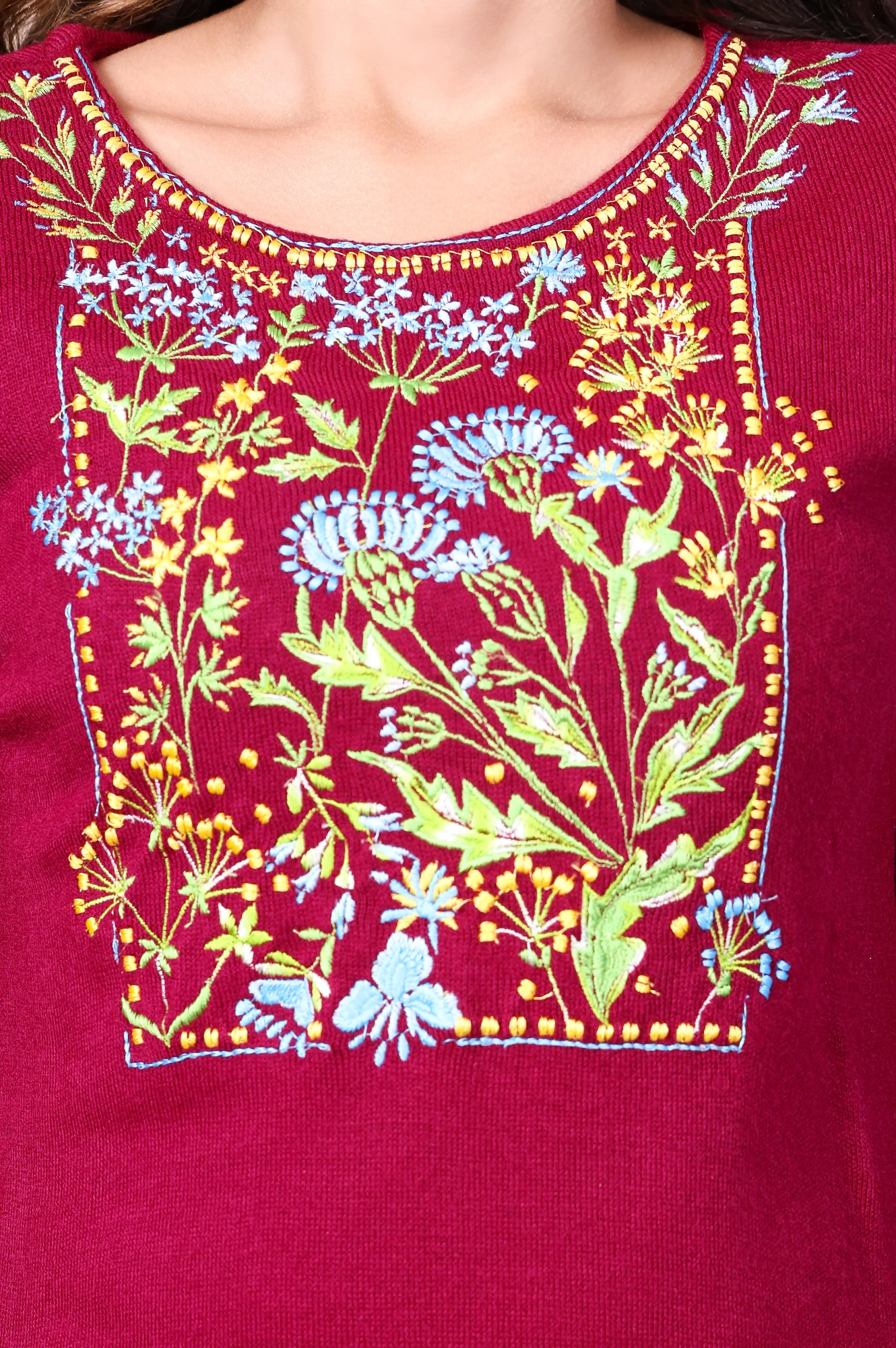 Maroon Embroidery Floral Straight Acrylic Kurta - Image 3