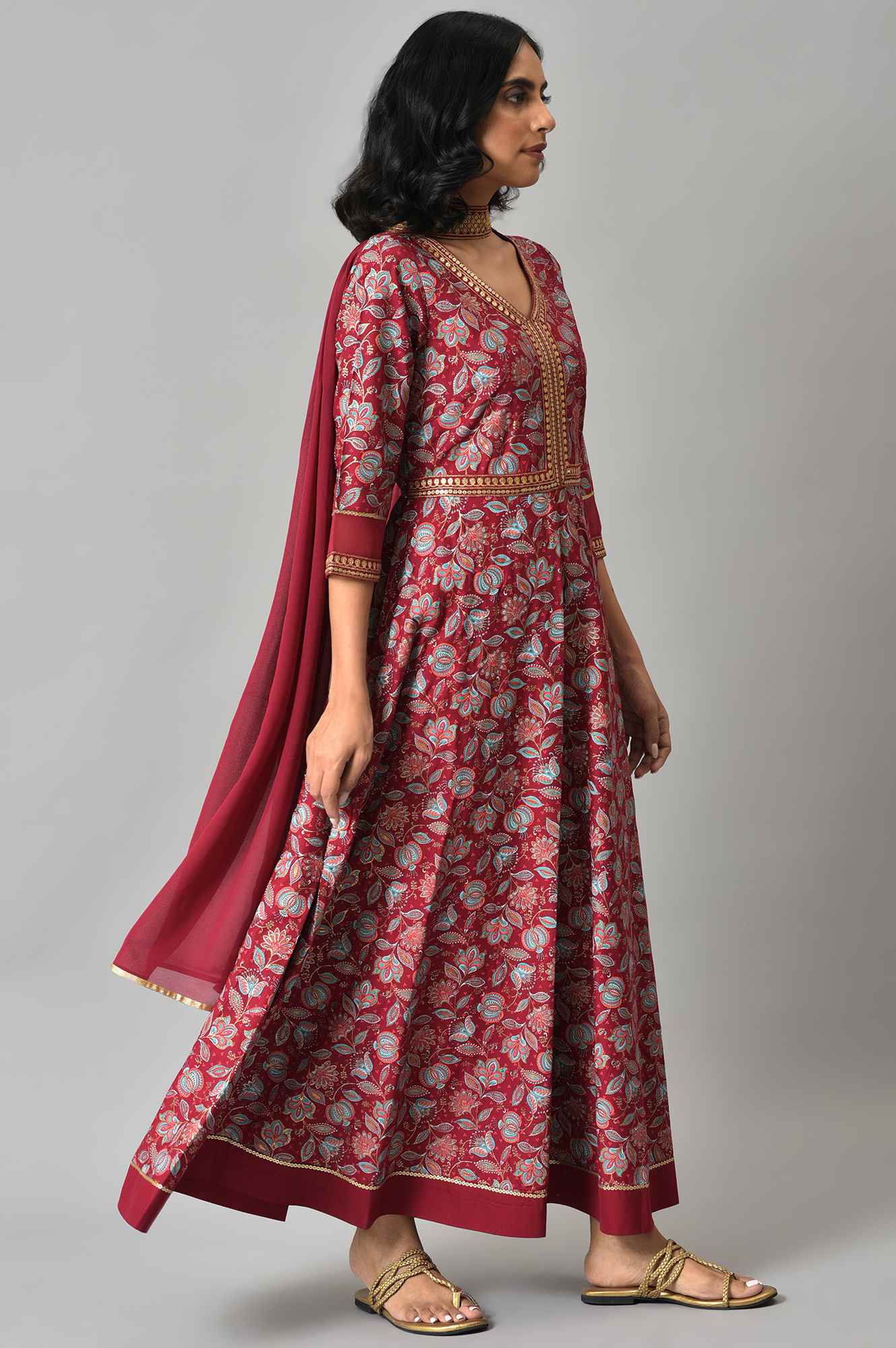 Maroon Floral Printed with Zari Embroidery Liva Dress and Dupatta Set - Image 4