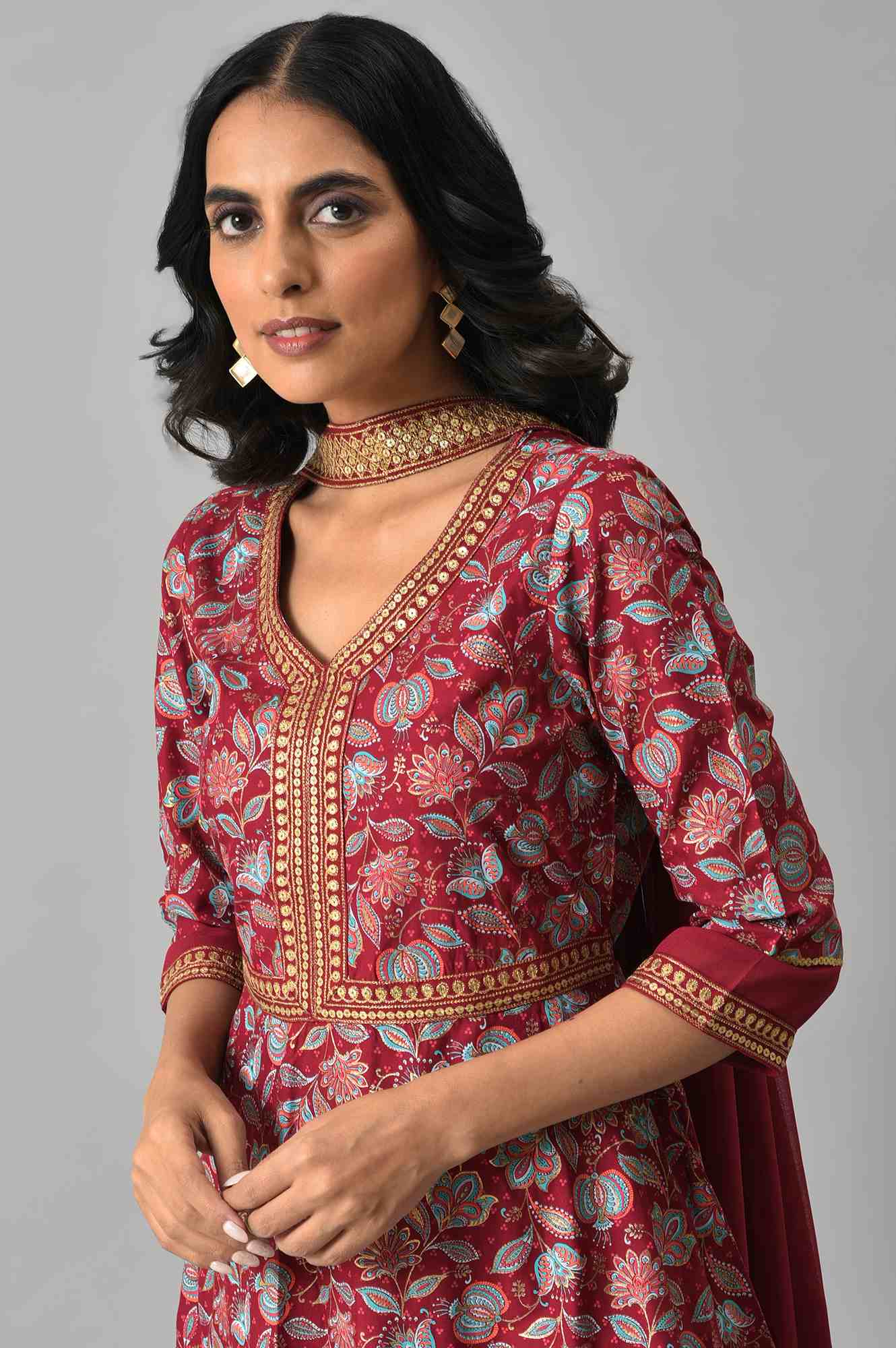 Maroon Floral Printed with Zari Embroidery Liva Dress and Dupatta Set - Image 5