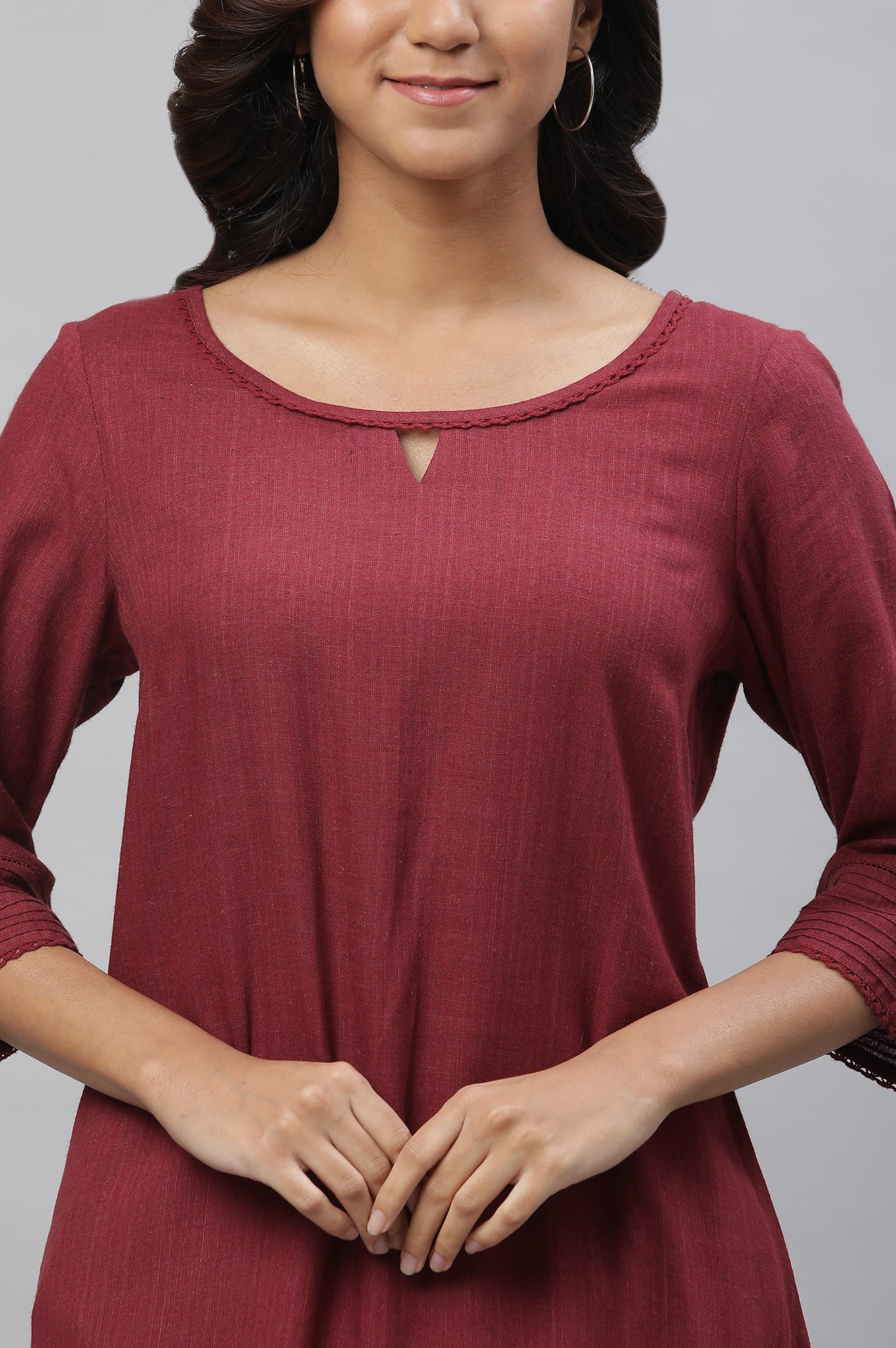 Maroon Solid Lace Trim Straight Rayon Kurta - Image 6