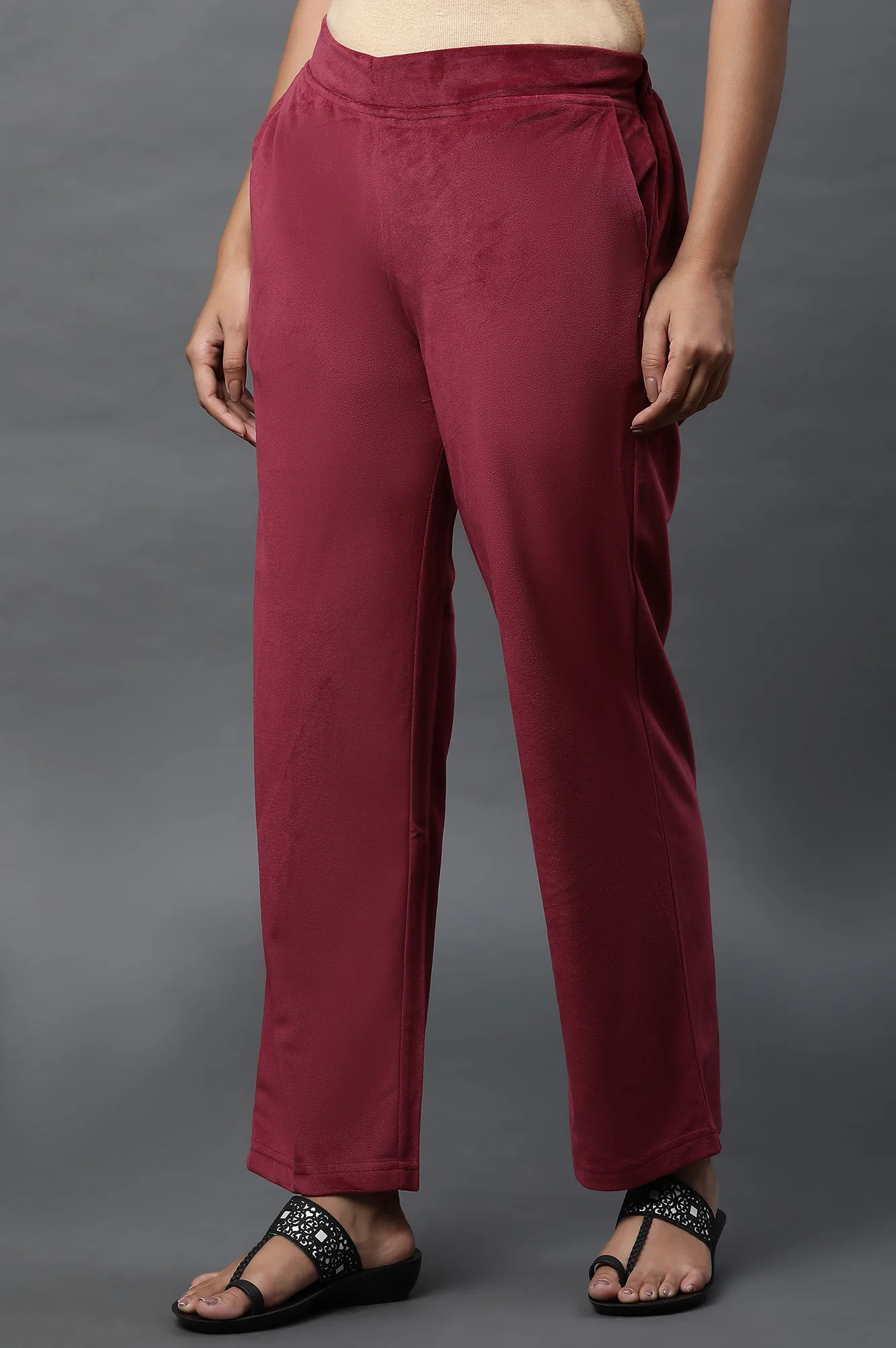 Maroon Solid Straight Fit Velvet Pants With Elasticated Waist - Image 2