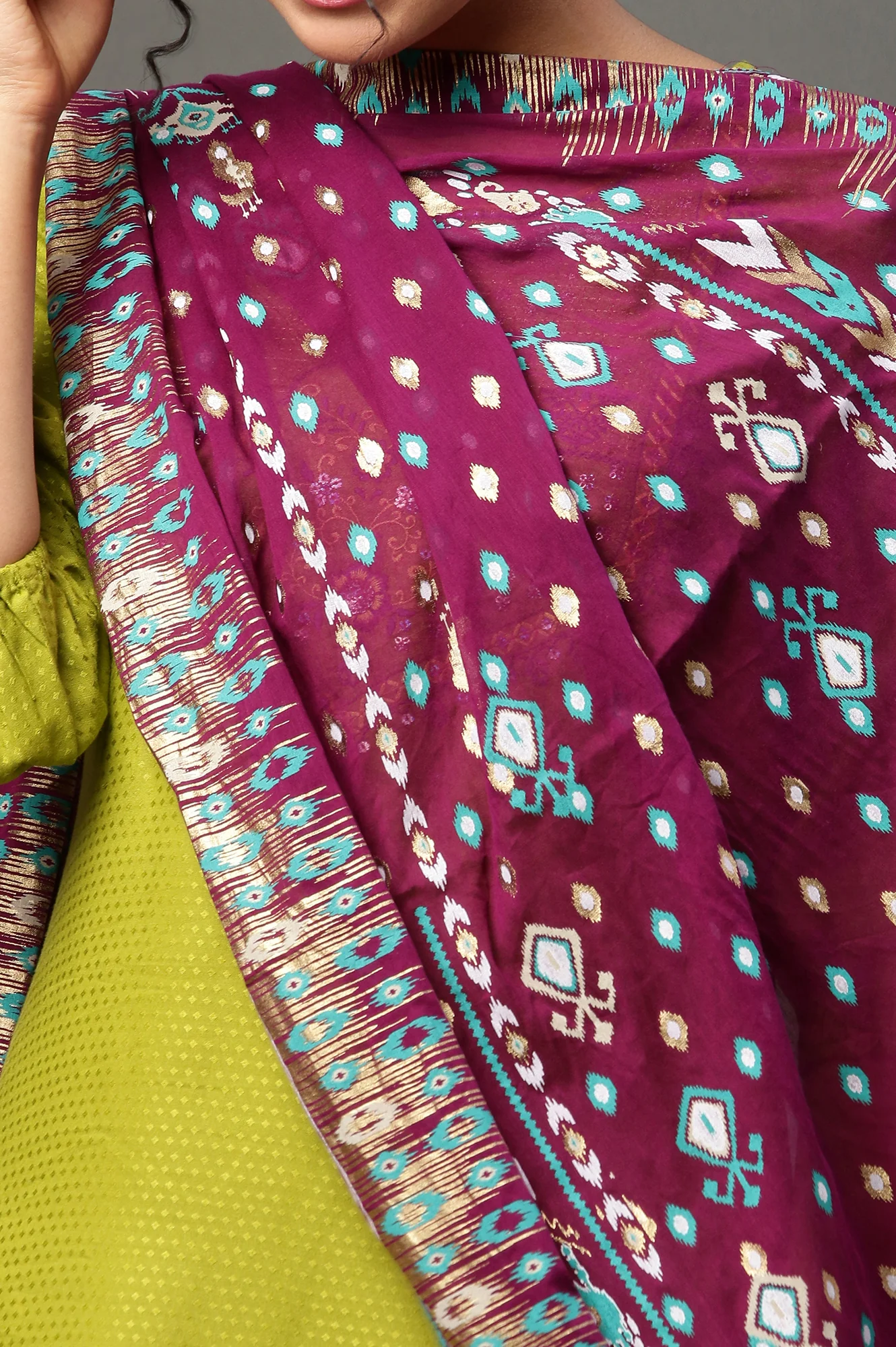 Marron Floral Zari Print Chiffon Dupatta - Image 5