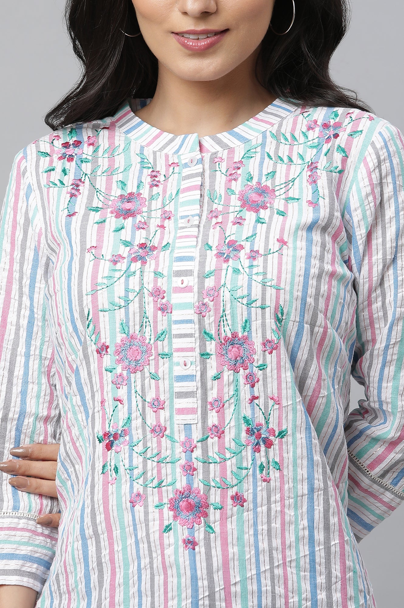 Multi-coloured Stripe Printed Textured Cotton Embroidered Kurta - Image 6
