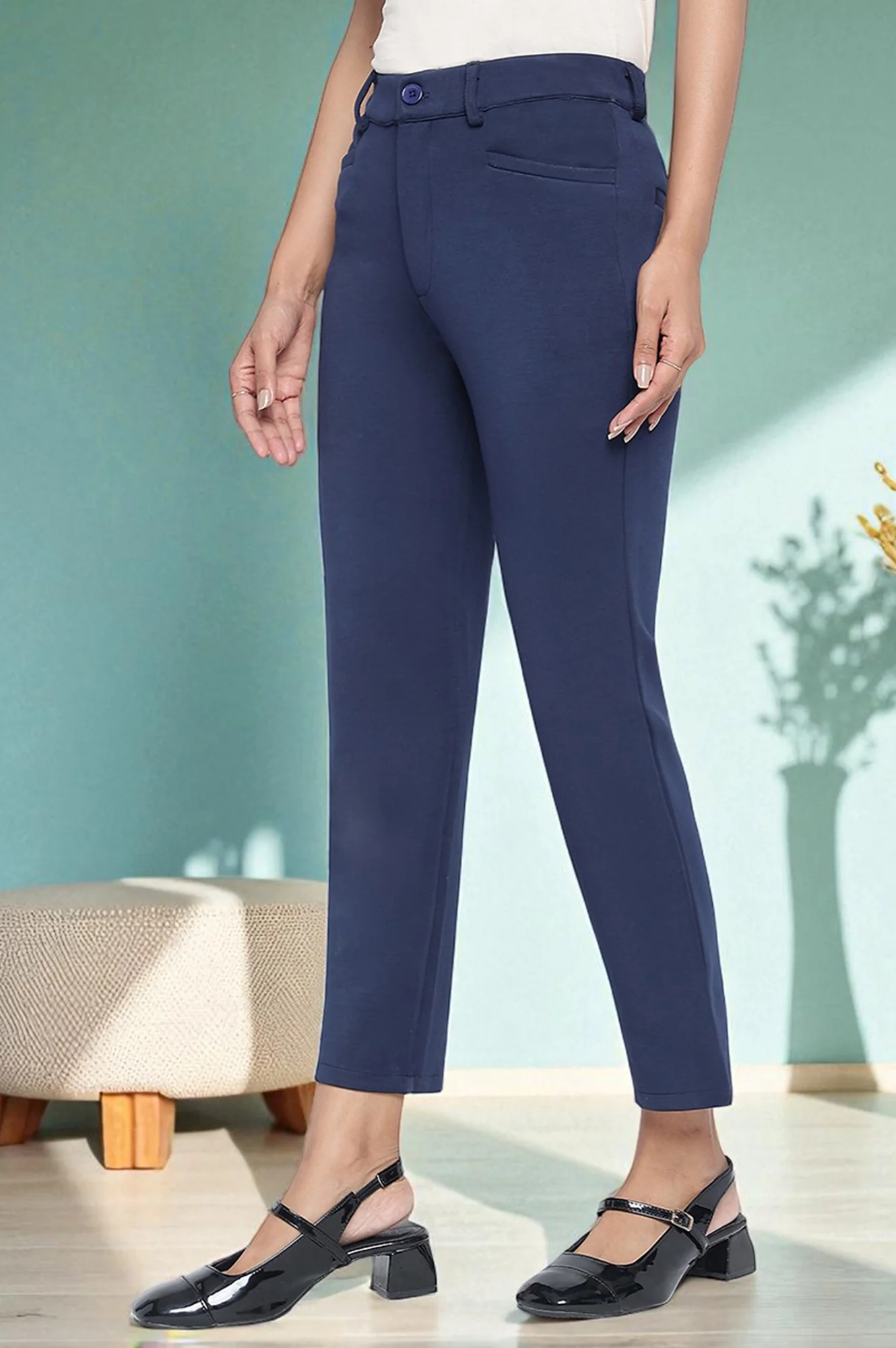 Navy Blue Solid Mid Rise Trouser in Ankle Length - Image 5