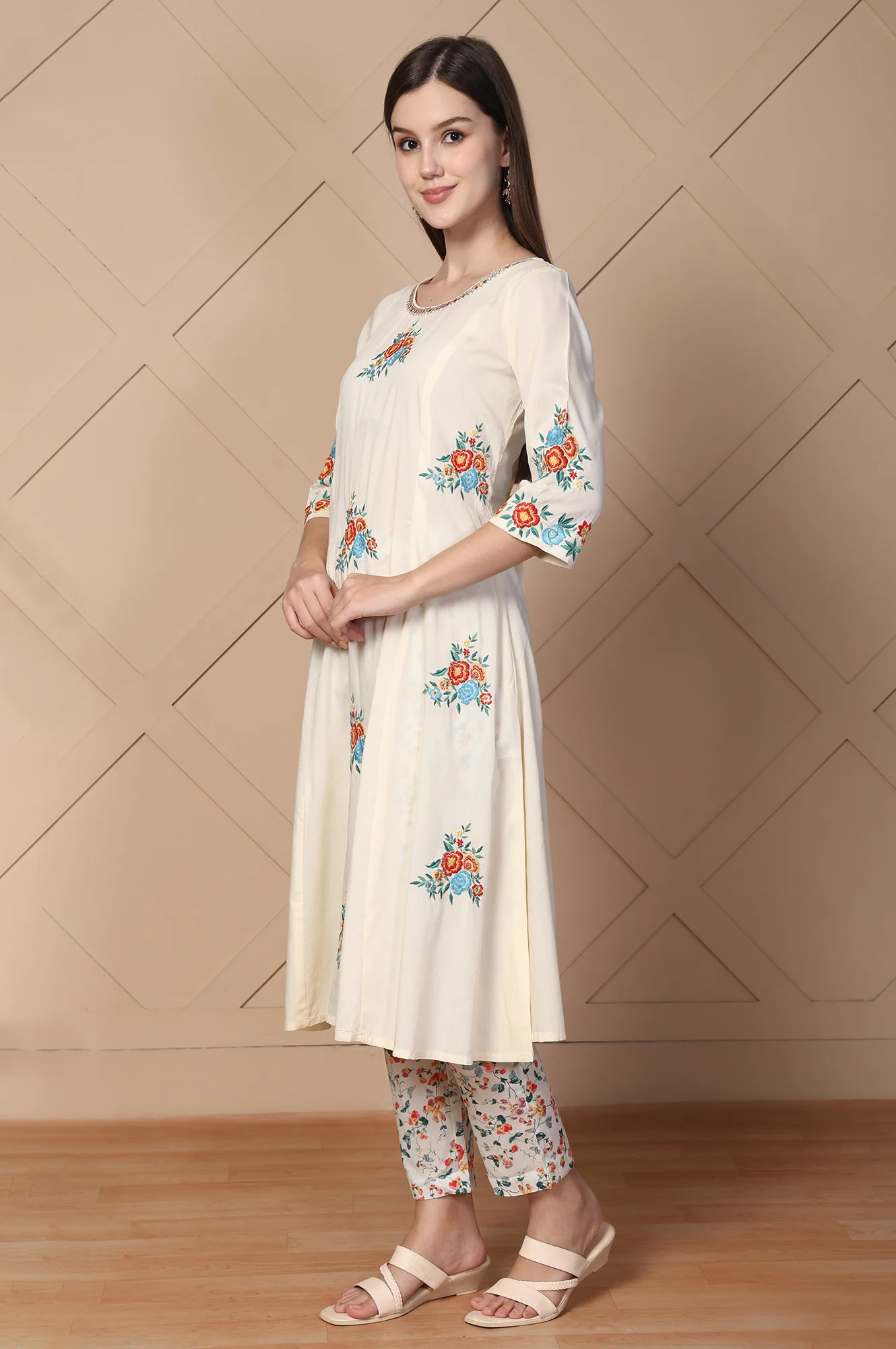 Off-White Embroidered A-Line Cotton Kurta with Trouser and Dupatta Set - Image 4