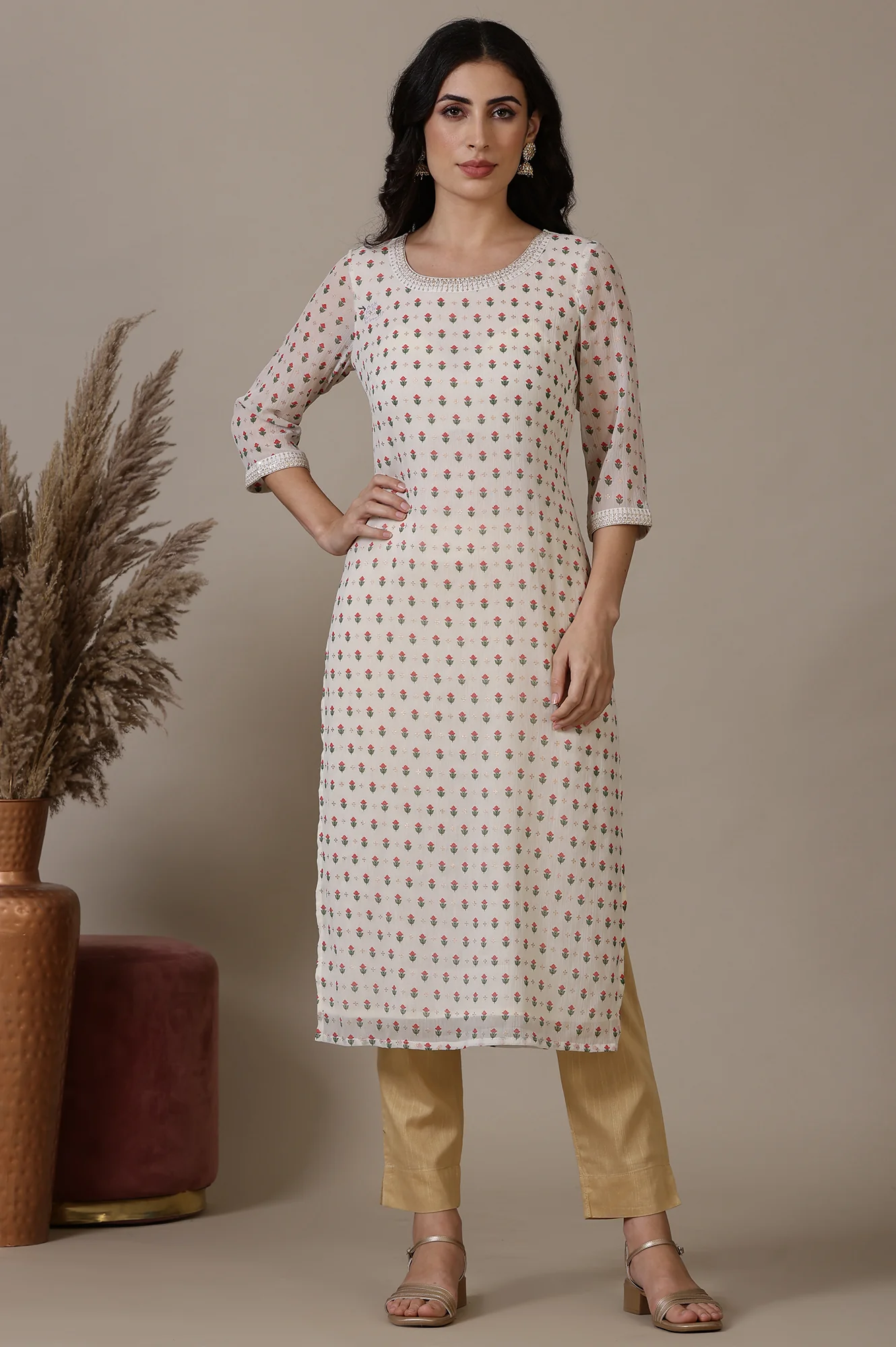 Off White Foil Printed Kurta in Silver Chiffon Fabric - Image 3