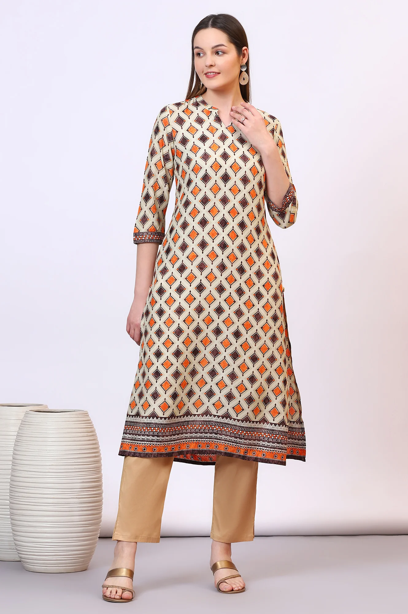 Off-White Modal Straight Kurta with Multi-colour Geometric Print - Image 2