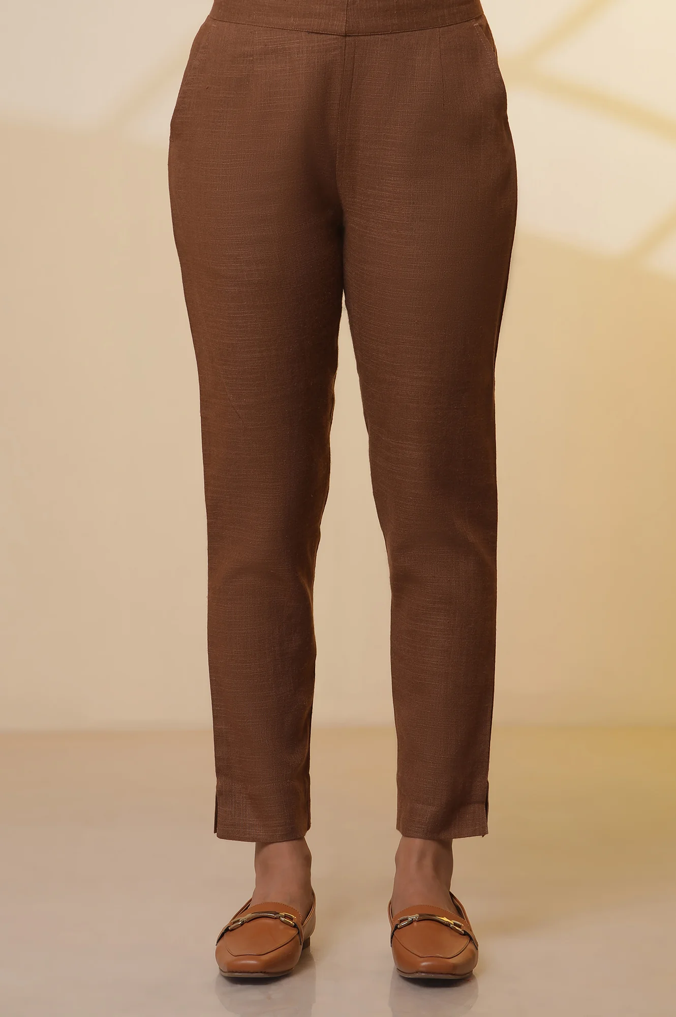 Off-White Stripe Printed Cotton Kurta, Trousers and Dupatta Set - Image 8