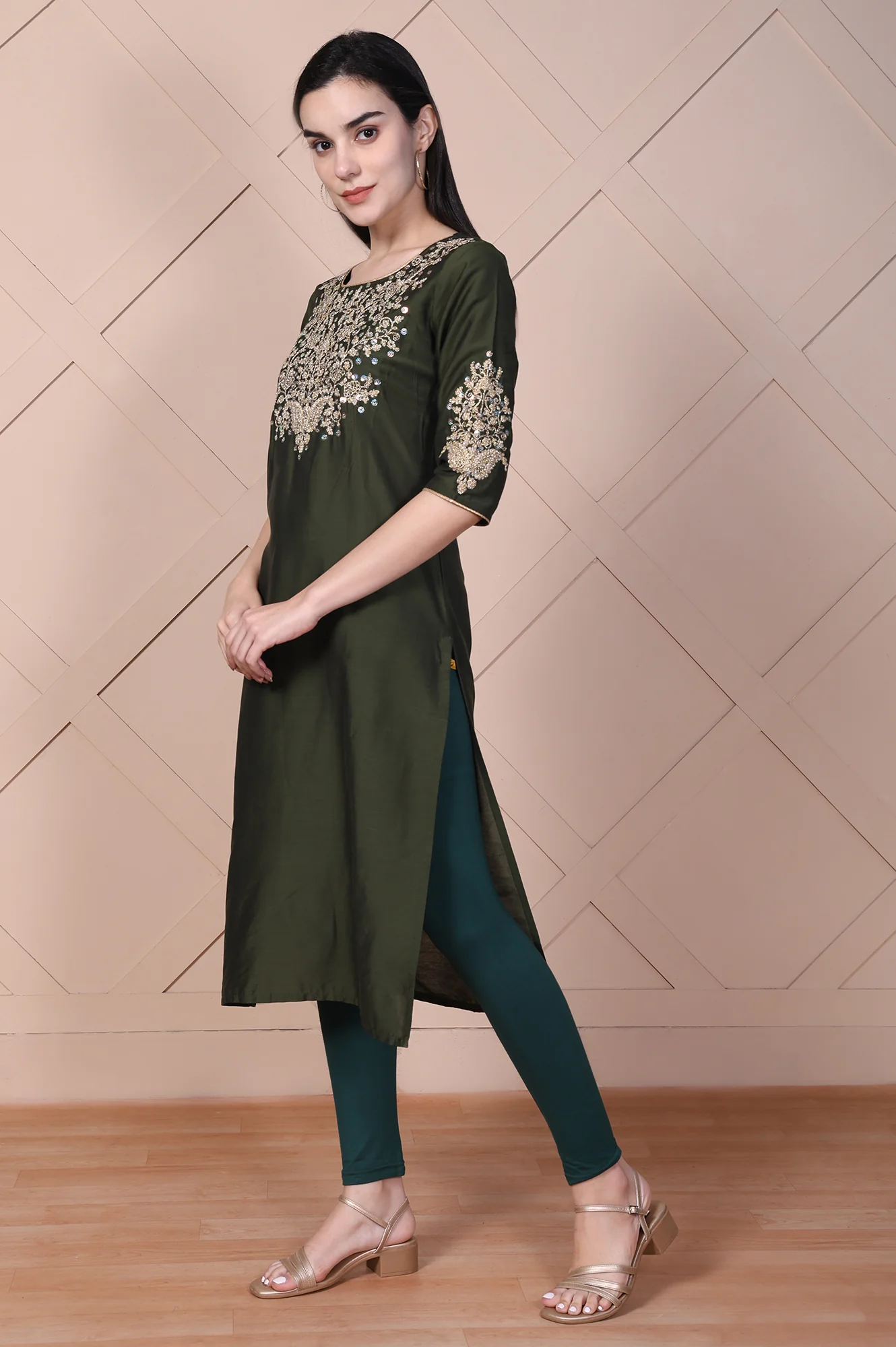 Olive Green Embroidered Straight Rayon Kurta - Image 4