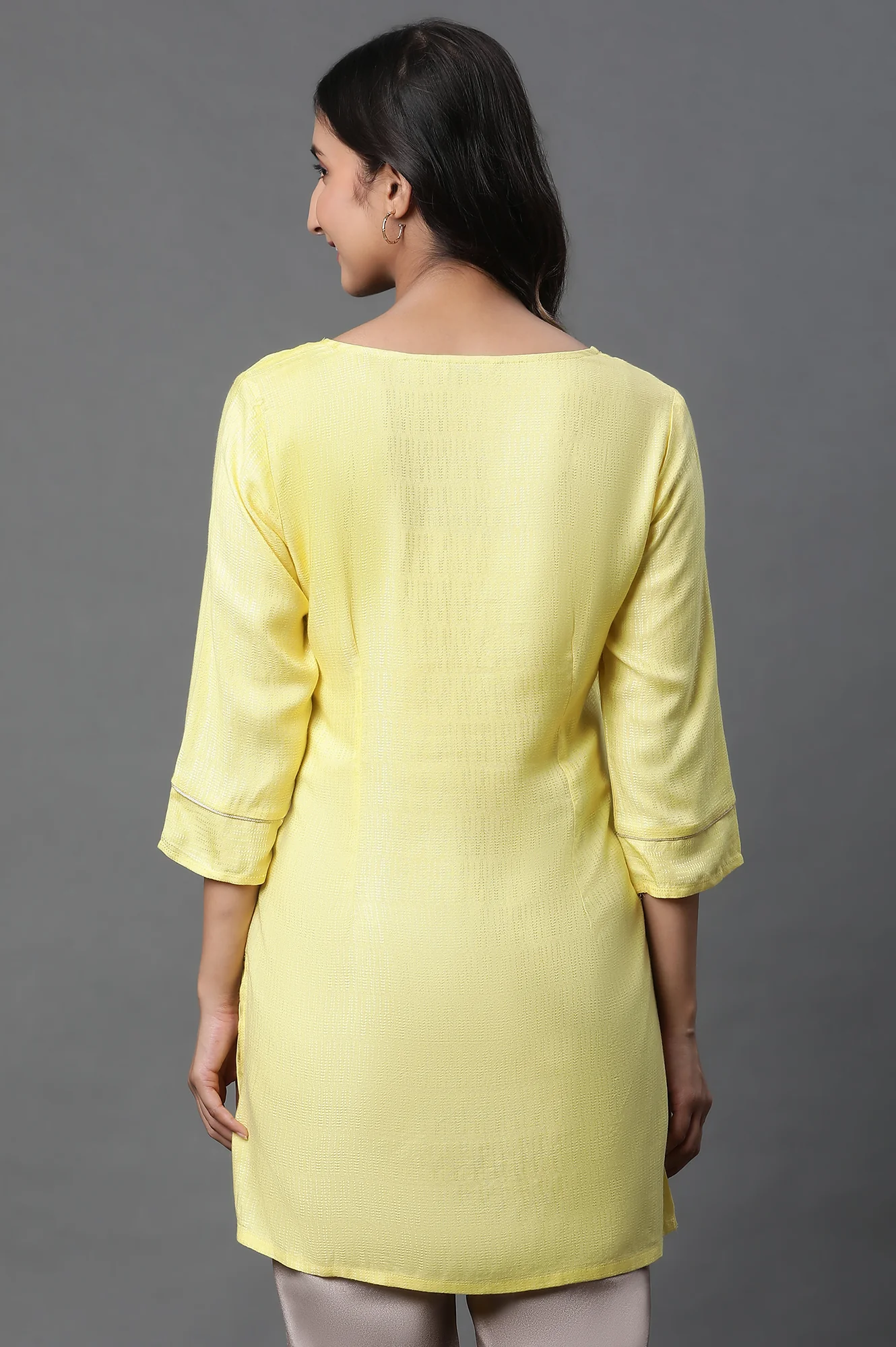 Peach Zari Embroidered Kurti - Image 3