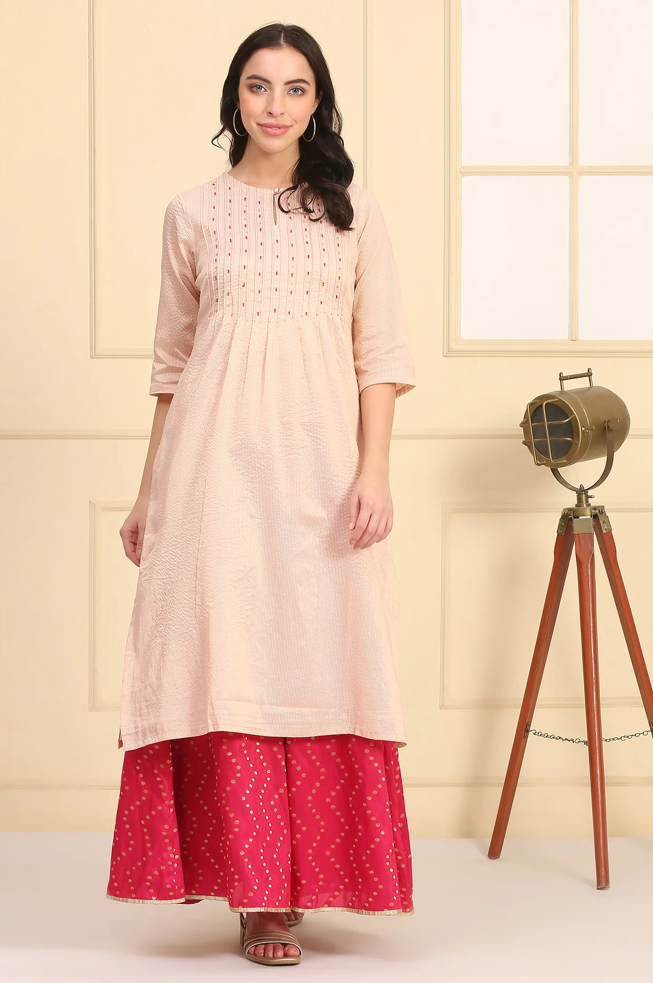 Pink Bead Embellished Chanderi Lurex Straight Kurta - Image 2