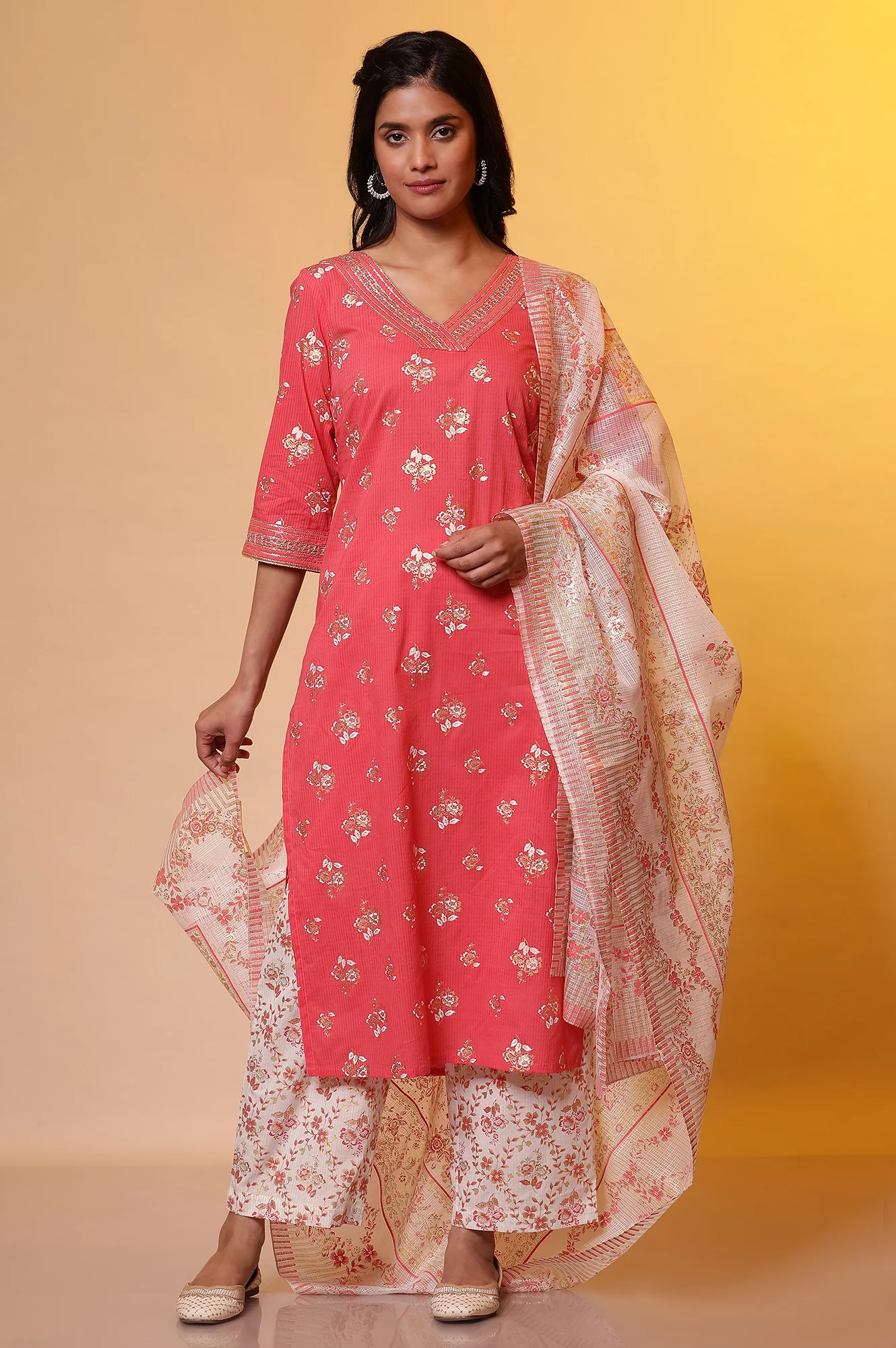 Pink Floral Foil Printed Kurta, Palazzo and Dupatta Set - Image 3