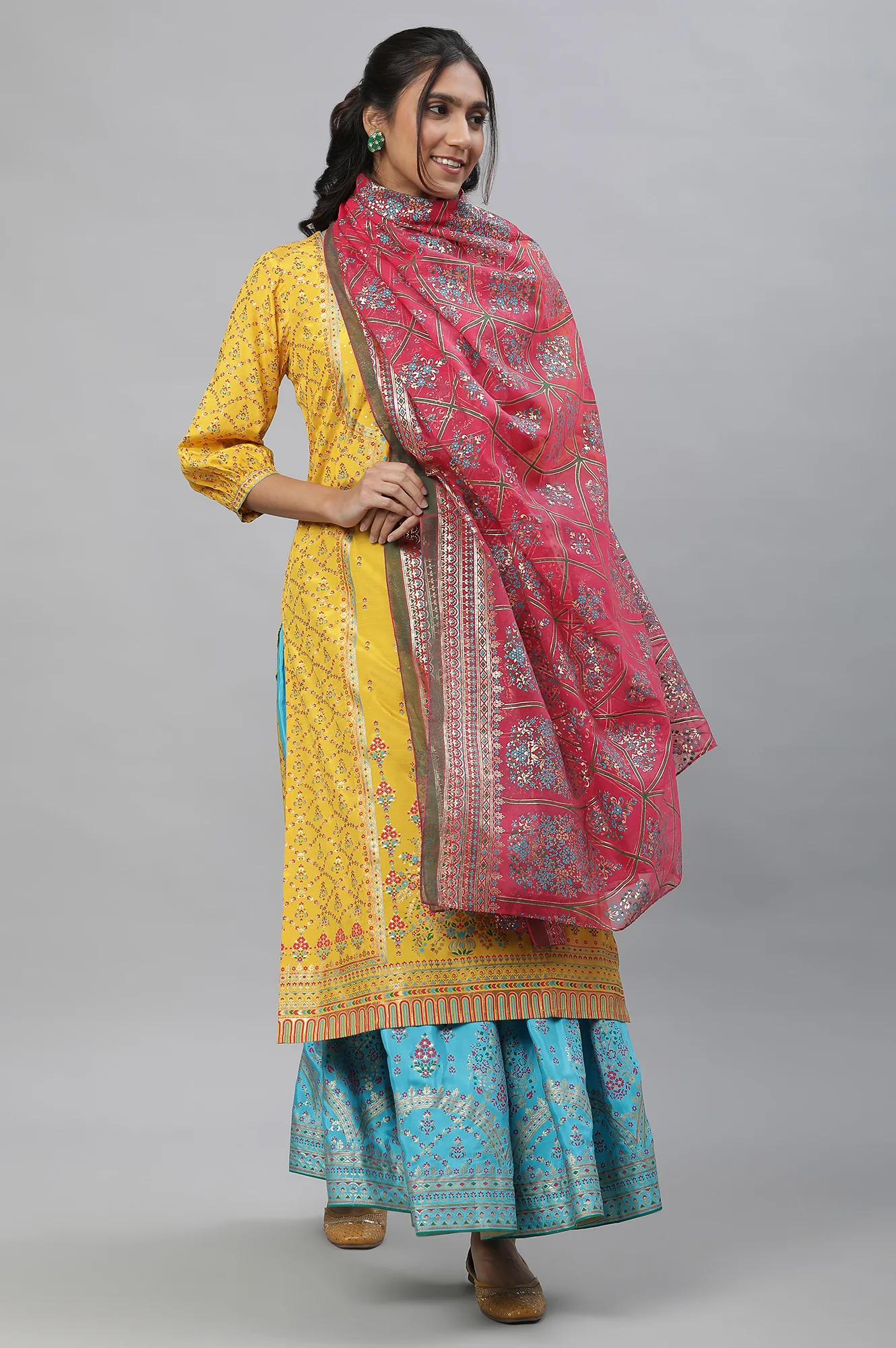 Pink Floral Zari Print Chiffon Dupatta - Image 4