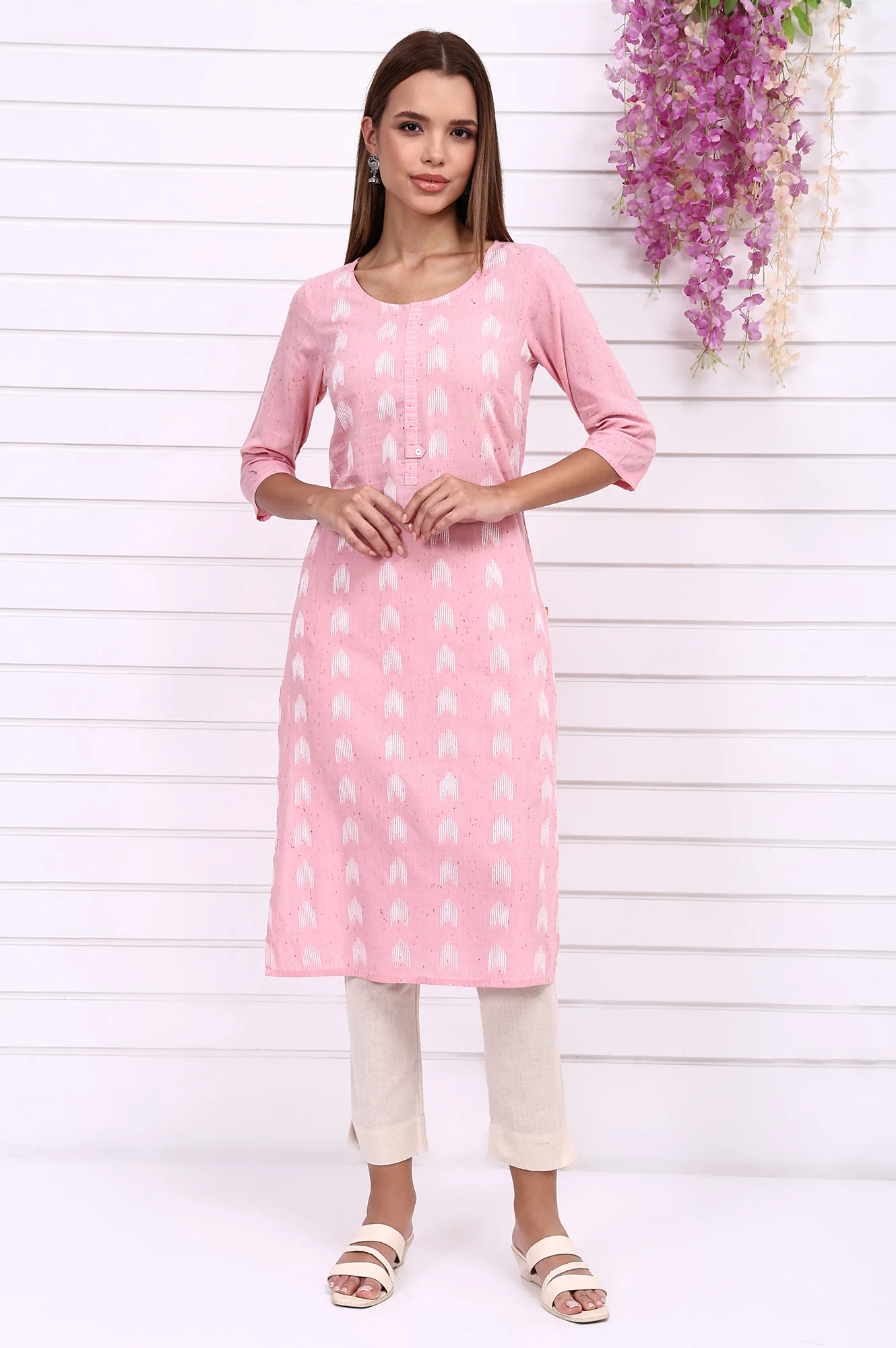 Pink Geometric Printed Rayon Straight Kurta - Image 2