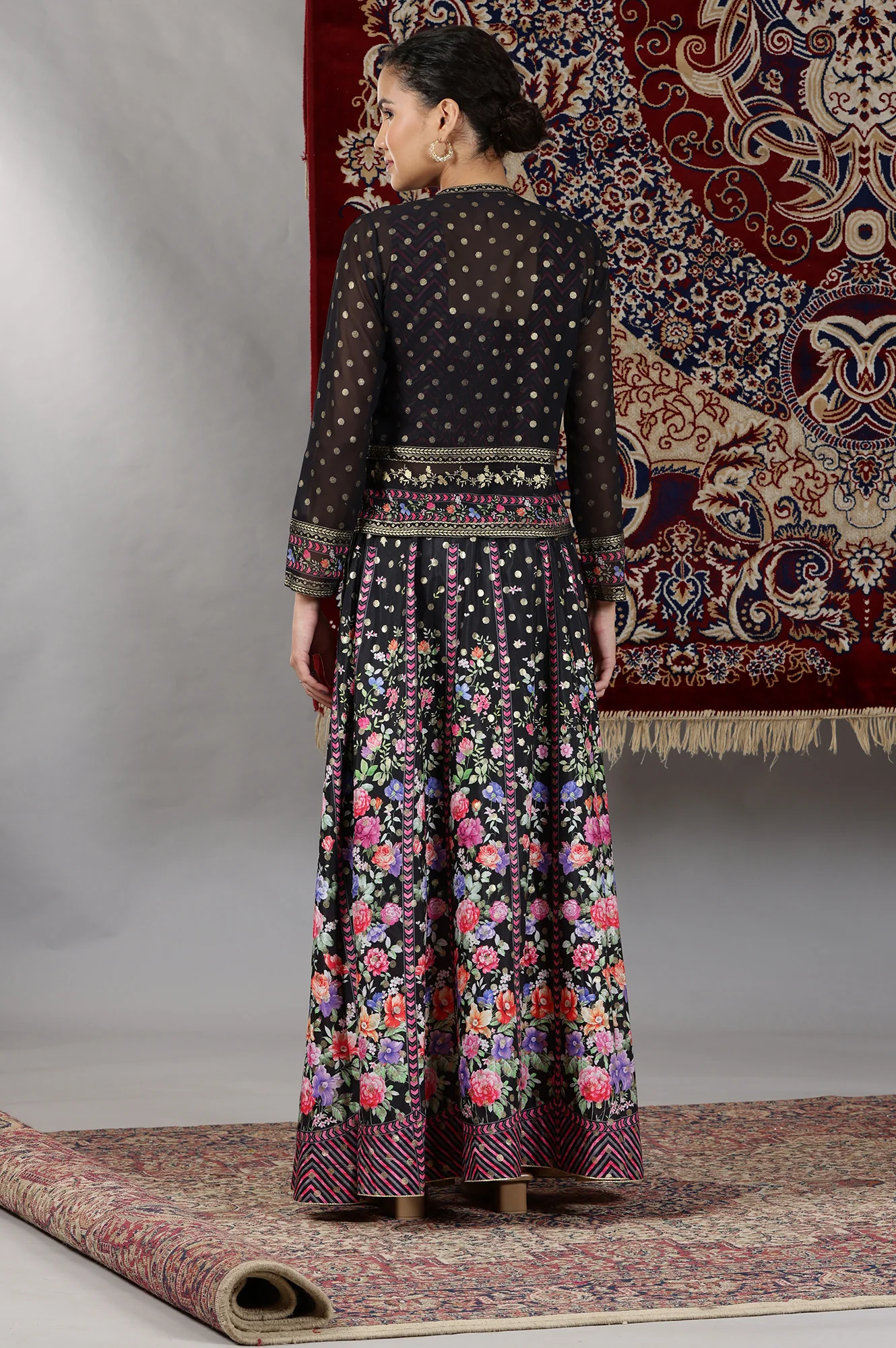 Pink Geometric Printed Sleeveless Top, Black Sheer Jacket and Flared Skirt Set - Image 7