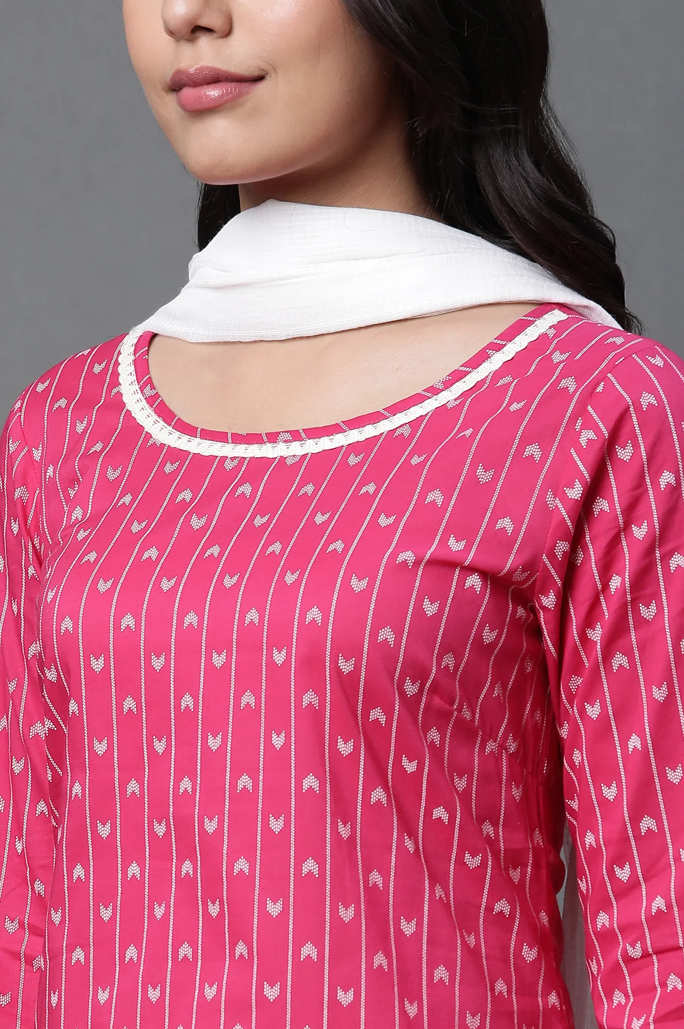 Pink Printed Kurta, Trousers and Dupatta Set - Image 6