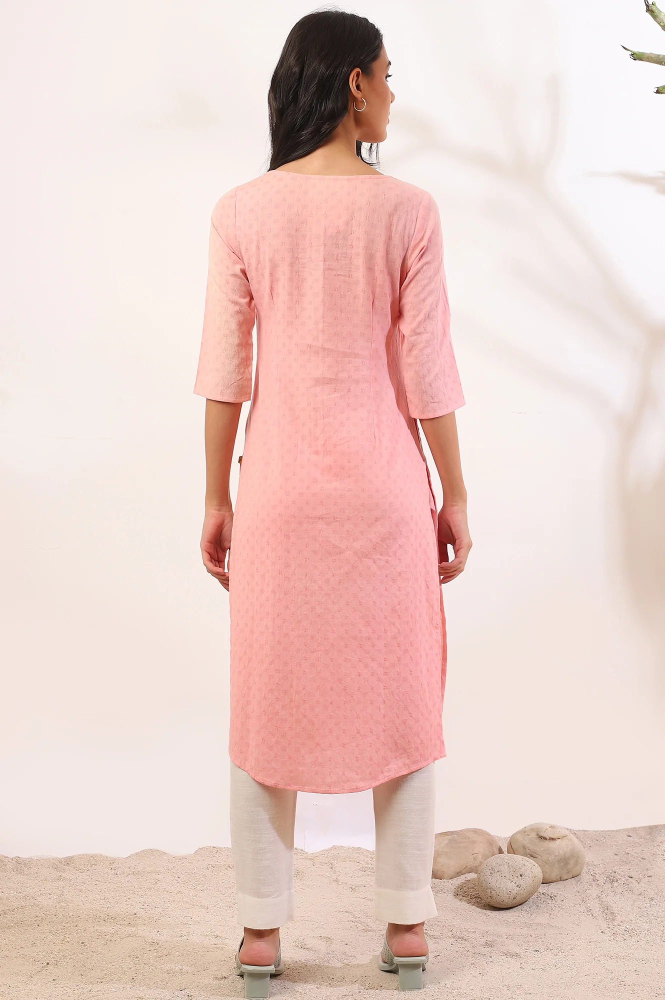 Pink Solid Zari Straight Pure Cotton Kurta - Image 6