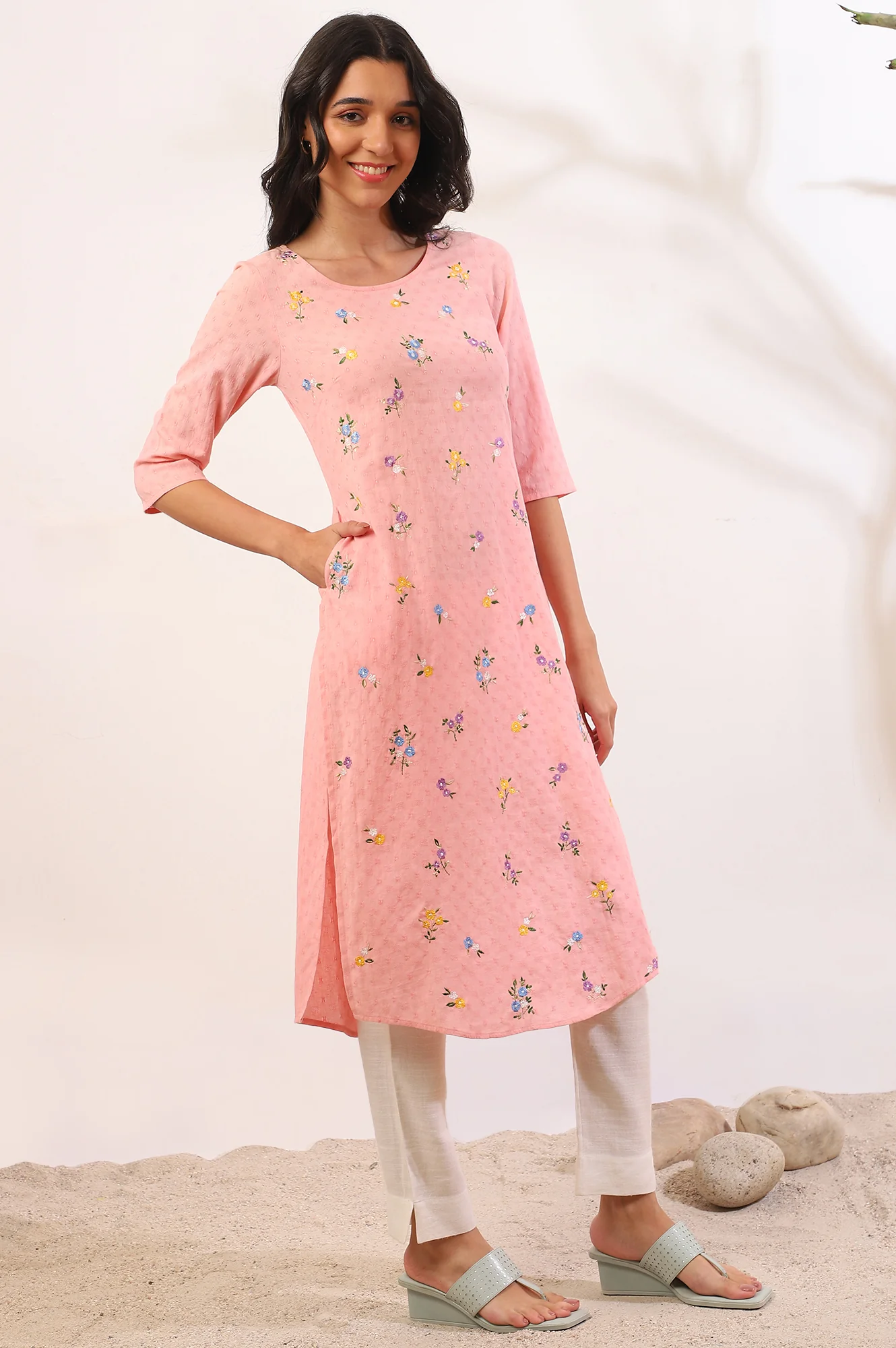 Pink Solid Zari Straight Pure Cotton Kurta - Image 7