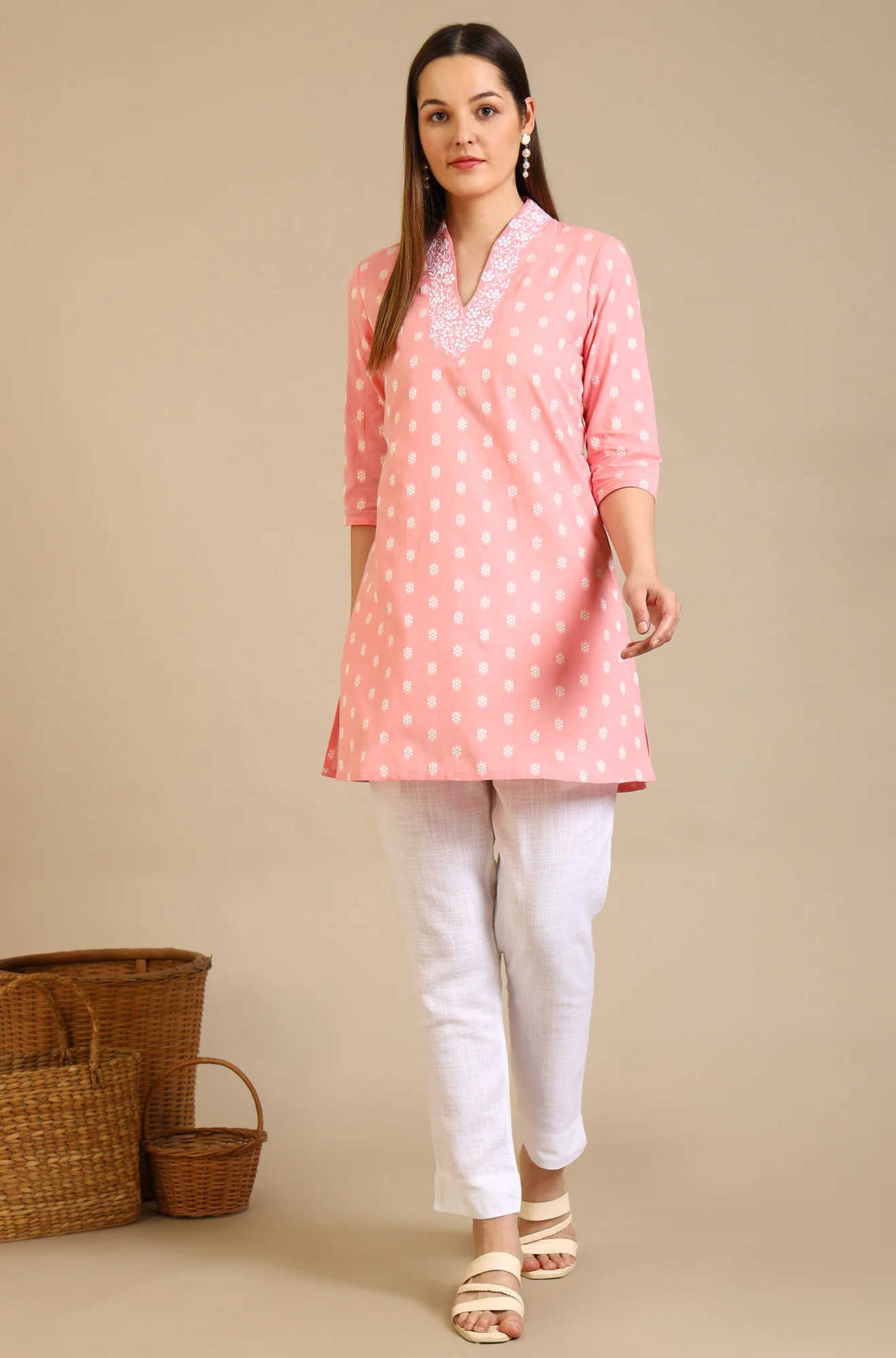 Pink Thread Embroidered Cotton Blend Straight Kurti - Image 3