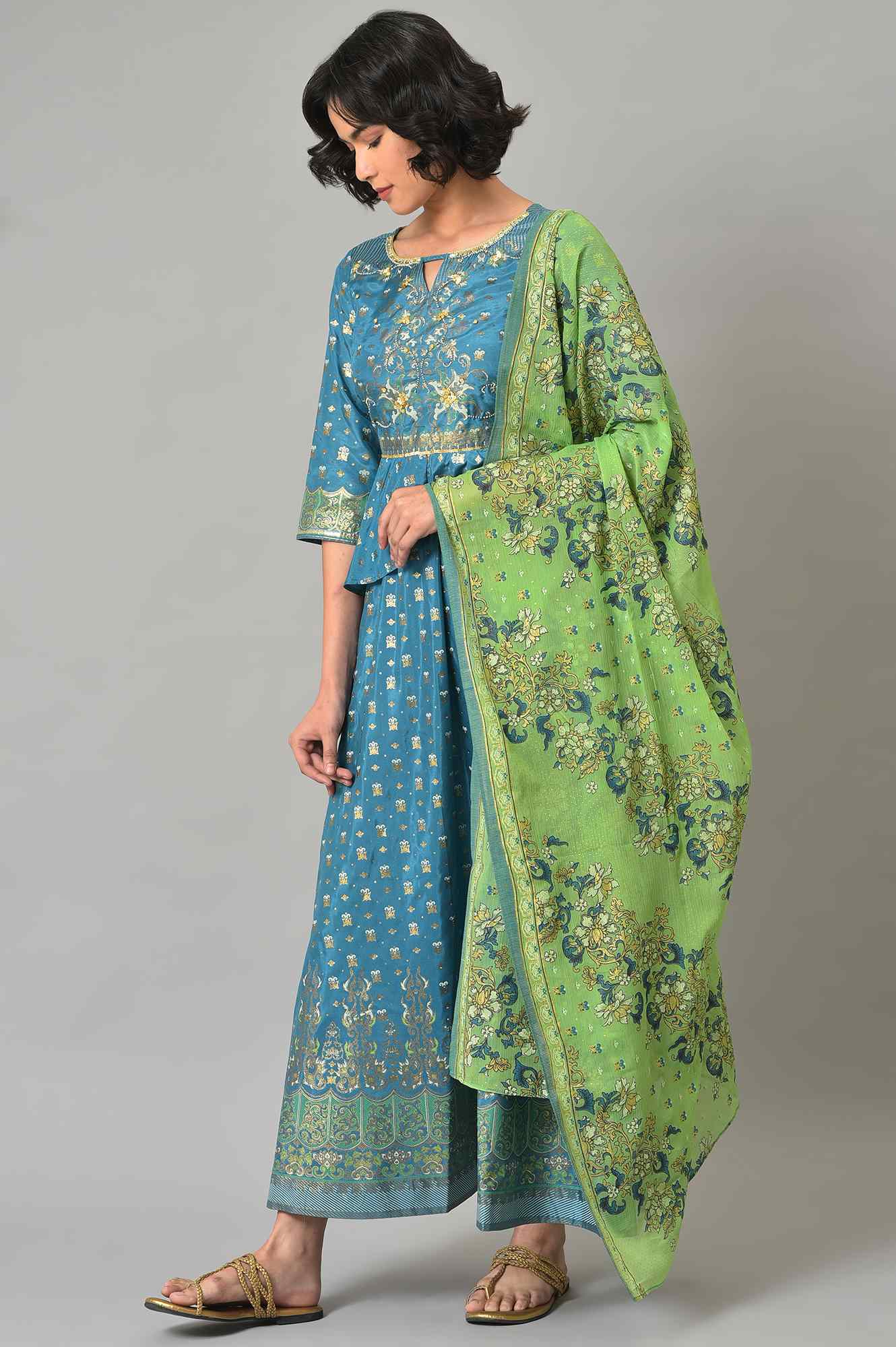 Aurelia Ocean Death kurta Flared Skirt Dupatta - Image 3