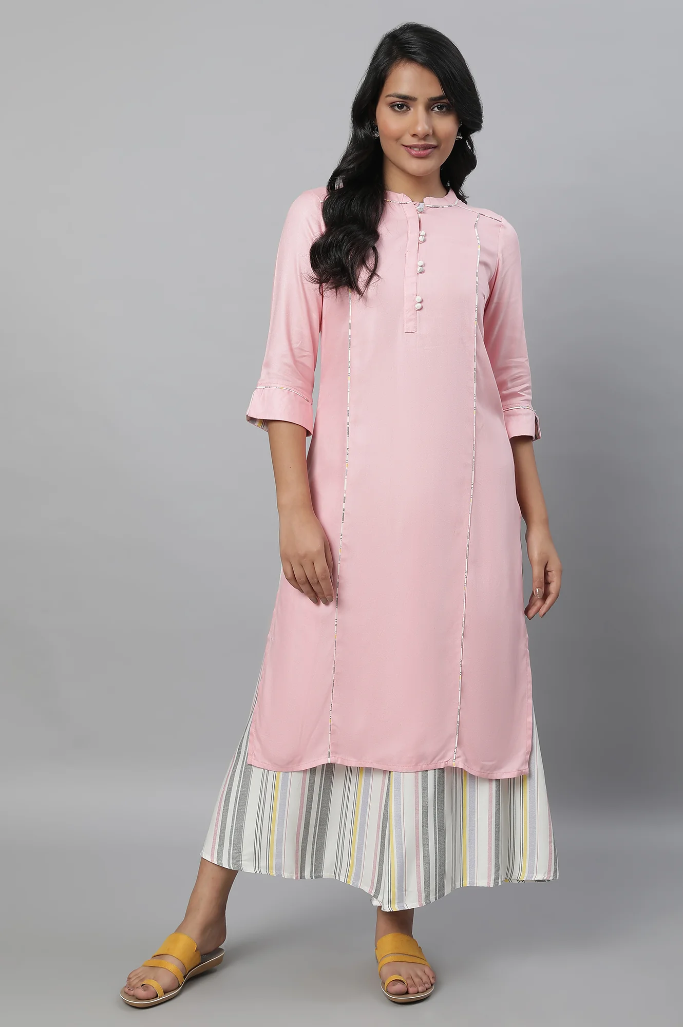 Baby Pink Solid kurta & Culottes Set - Image 5