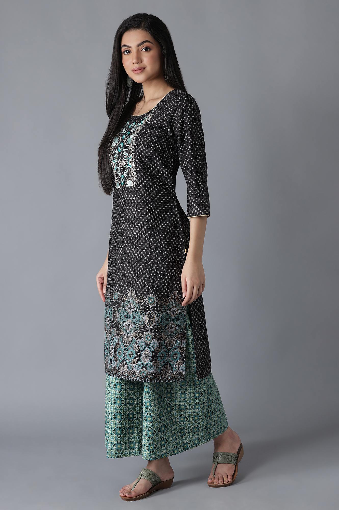 Black Embroidered Geometric Print kurta Culottes Set - Image 3