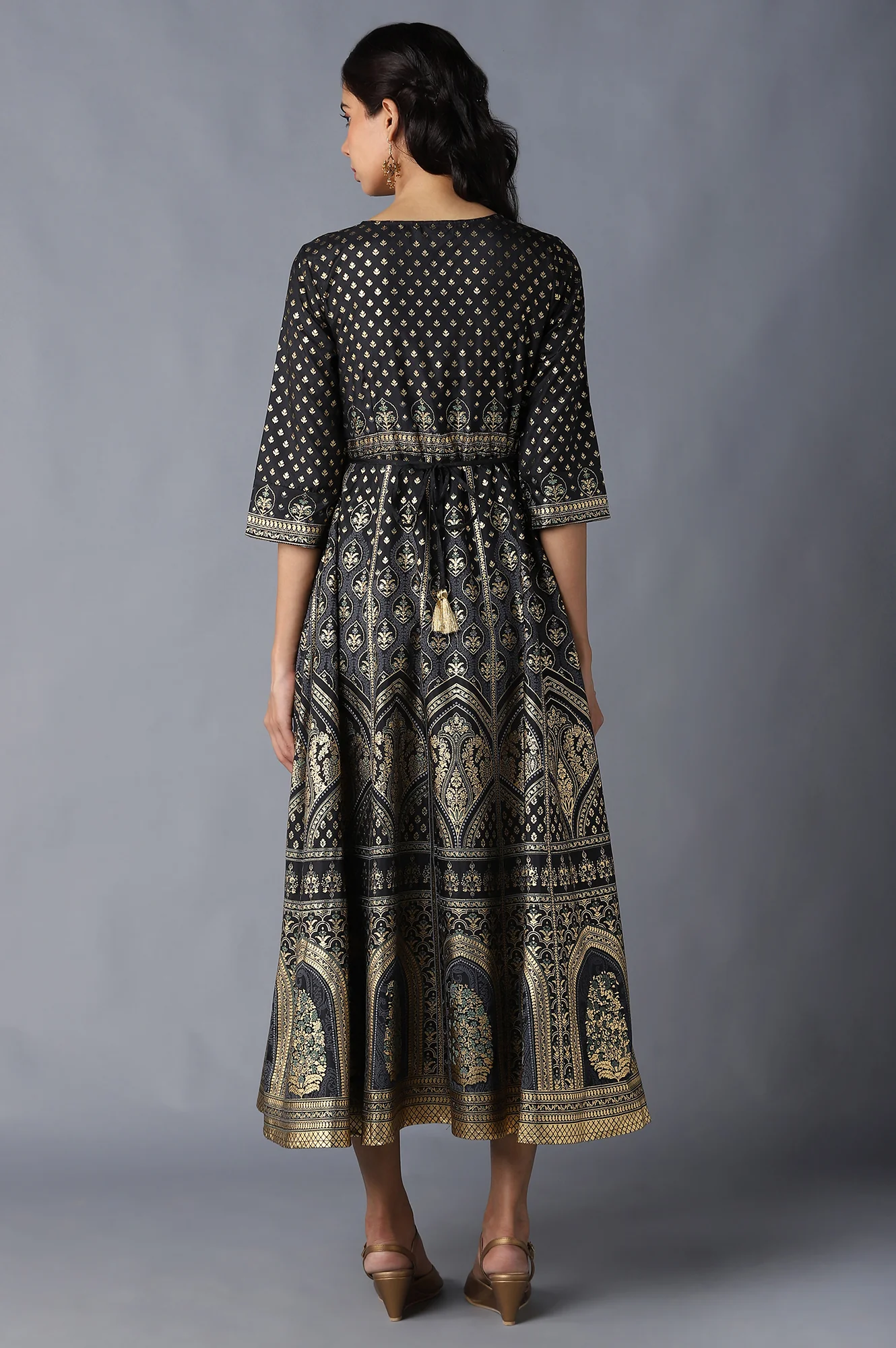 Black Floral Printed Dress - Image 2
