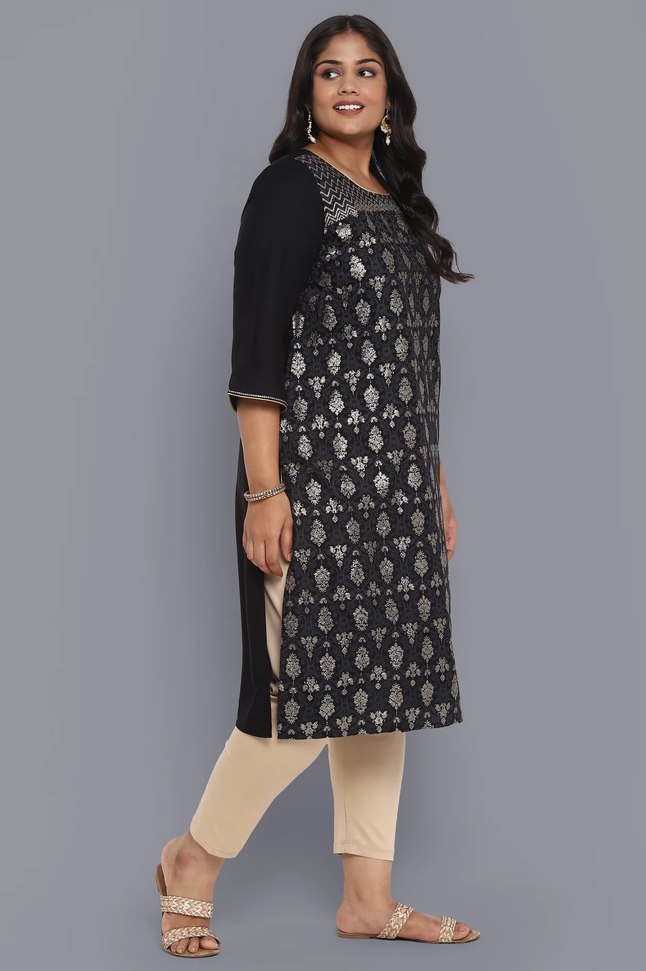 Black Glitter Print Straight kurta - Image 4