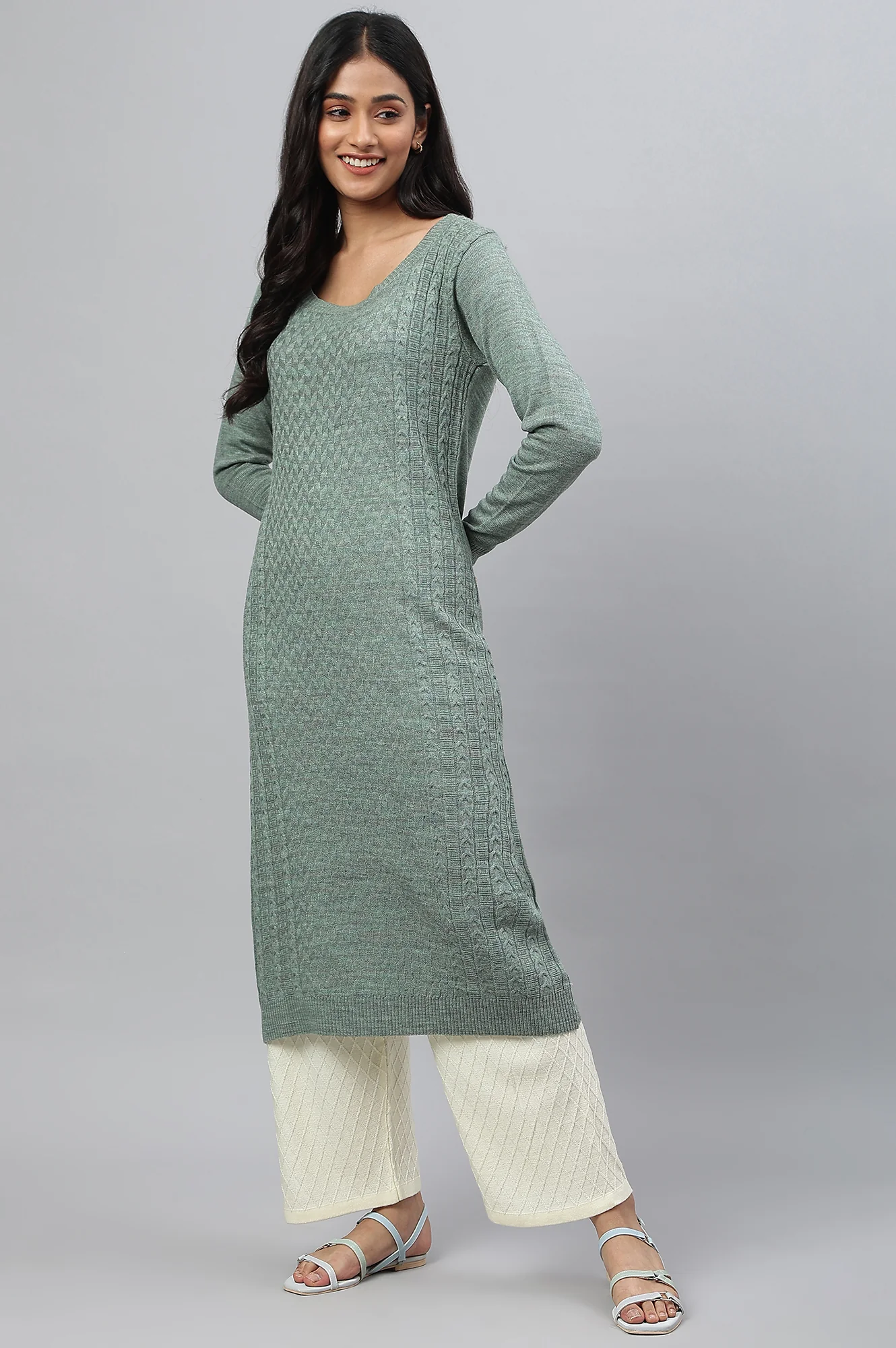 Light Green Shimmery kurta - Image 3