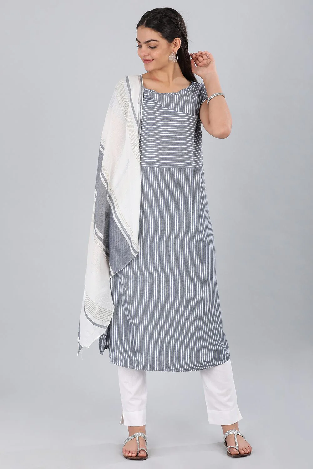 Blue Boat Neck Striped kurta - Image 6