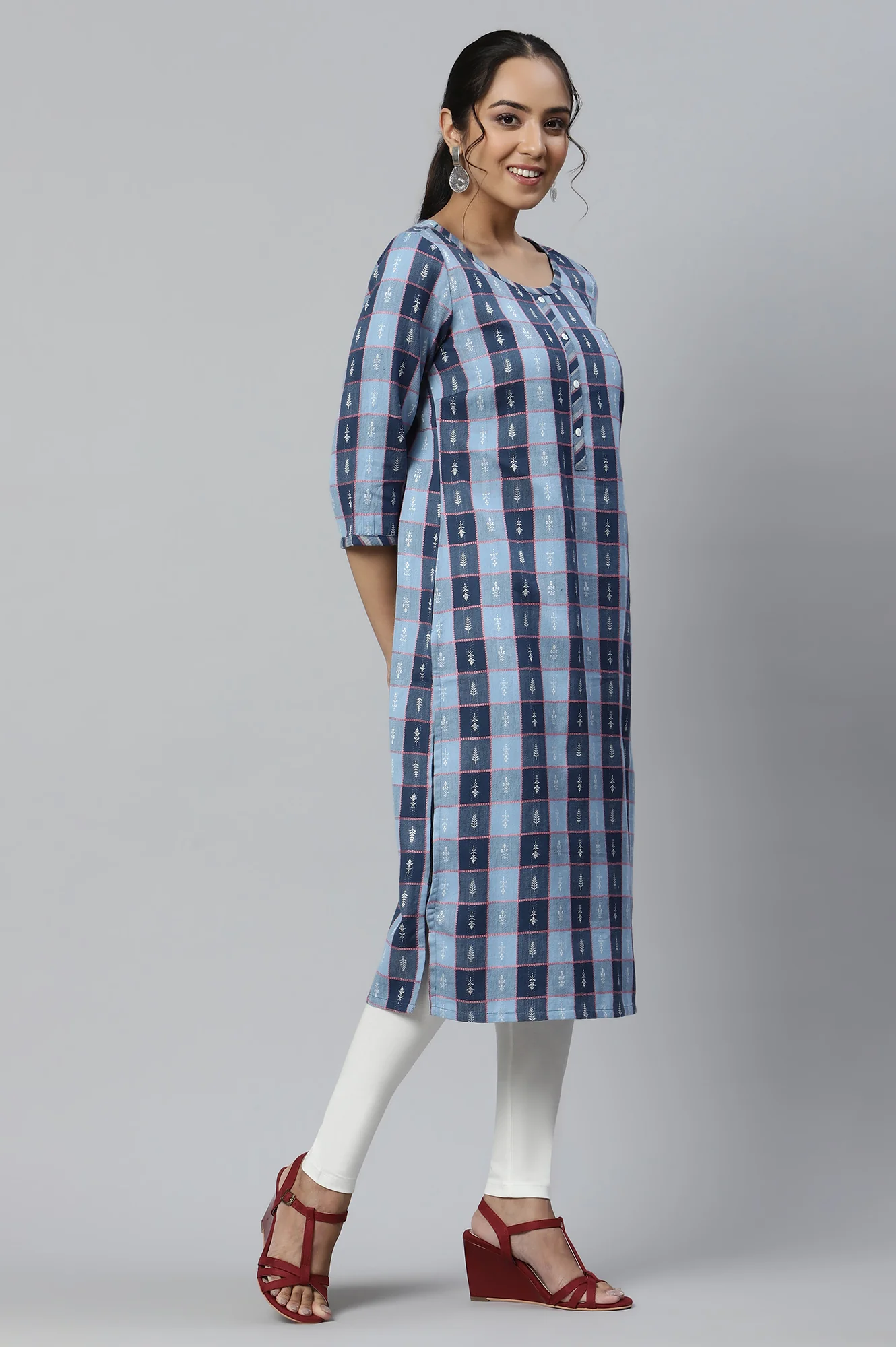Blue Dobby Printed Ethnic kurta - Image 4