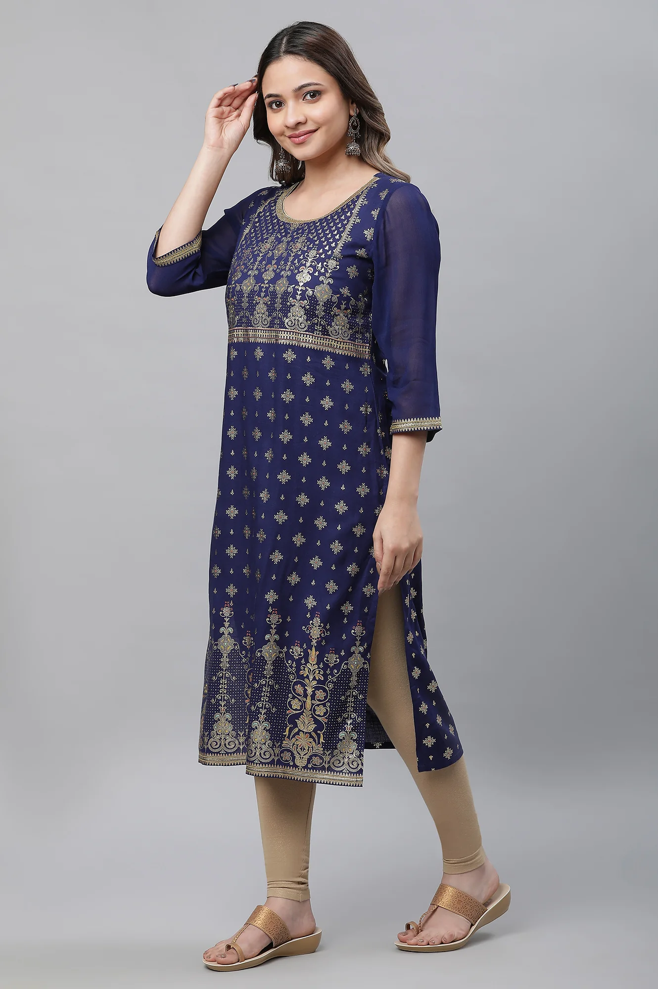 Blue Floral Printed Contemporary Kurta - Image 3