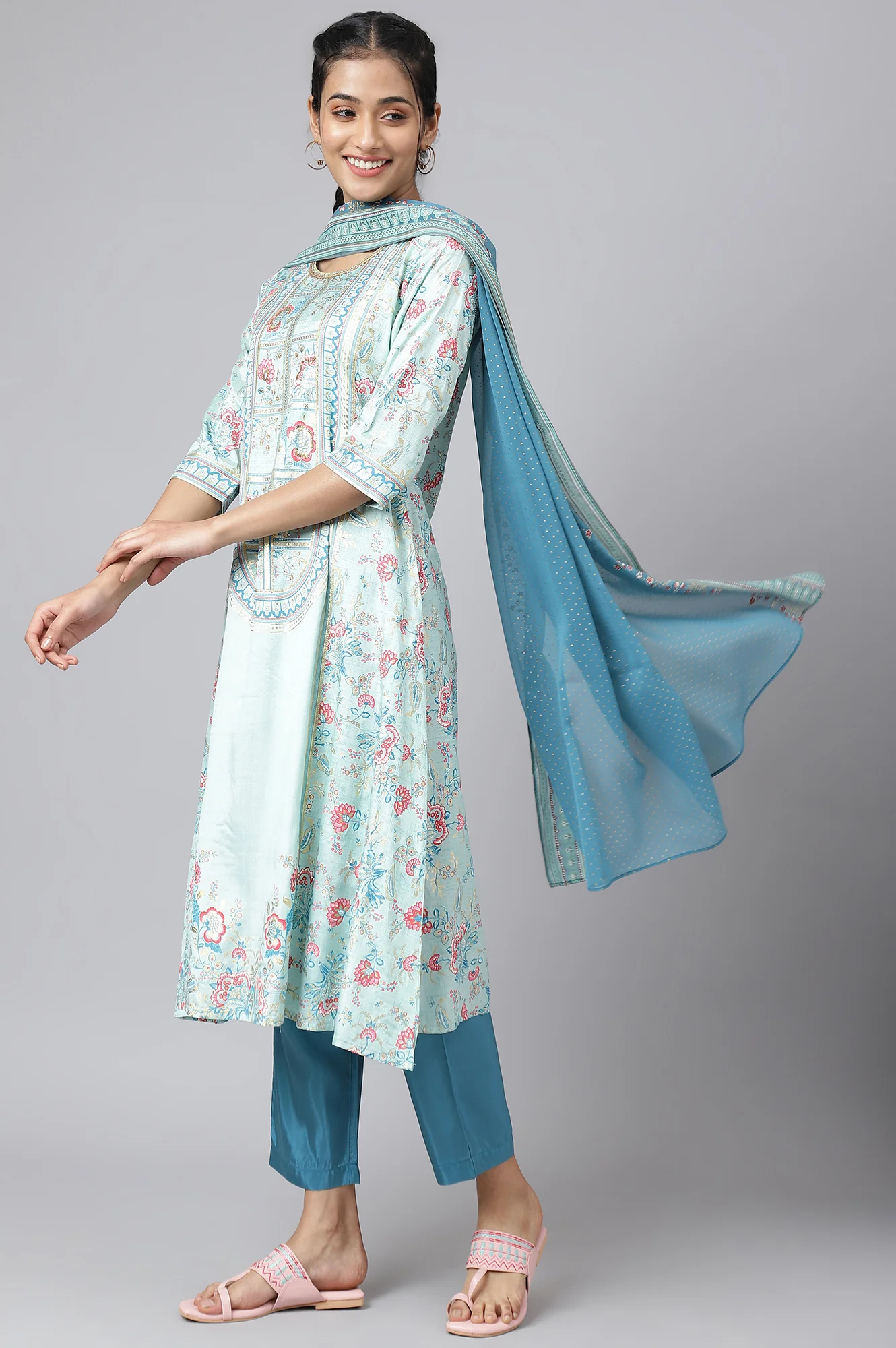 Blue Glitter Printed kurta with Blue Trousers and Dupatta - Image 7