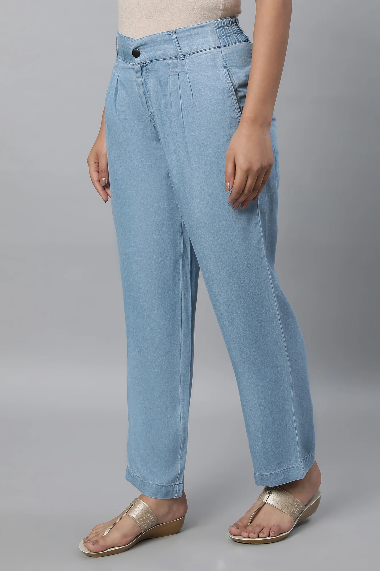 Light Blue Solid Straight Fit Denim Palazzo With Pleated Detail - Image 3