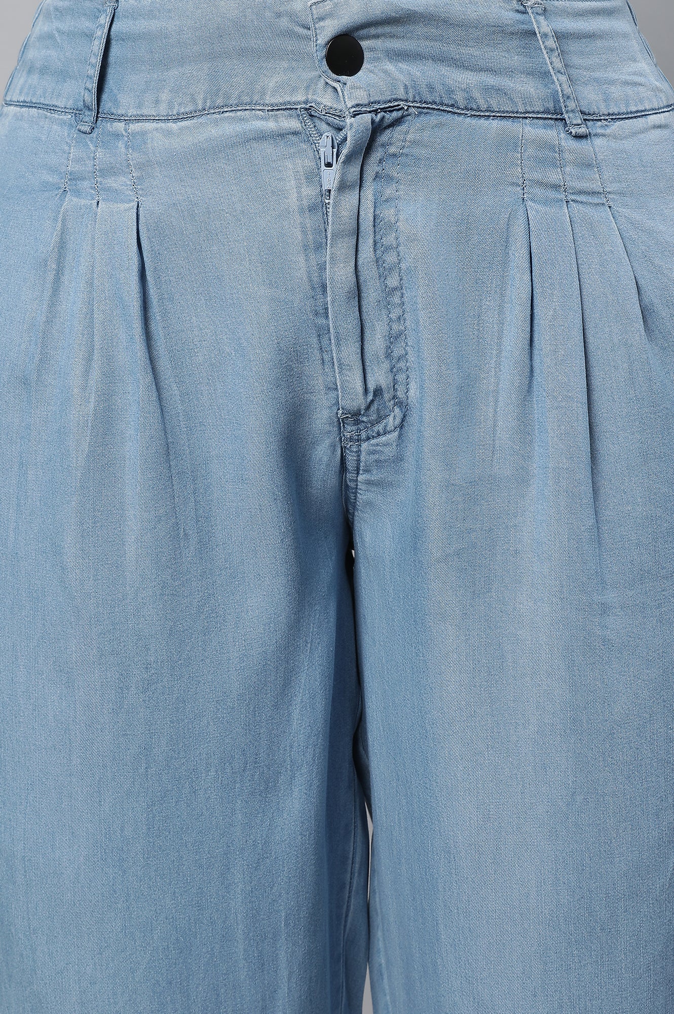 Light Blue Solid Straight Fit Denim Palazzo With Pleated Detail - Image 6