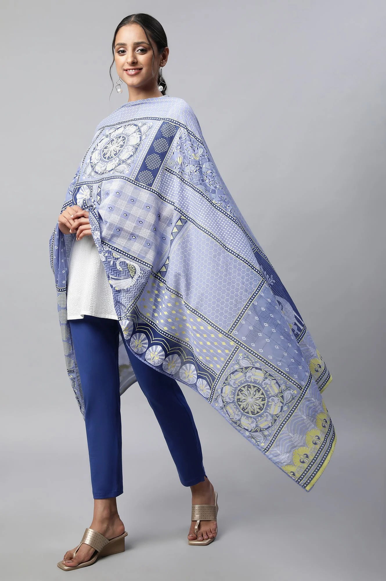 Blue Printed Ethnic Dupatta - Image 2