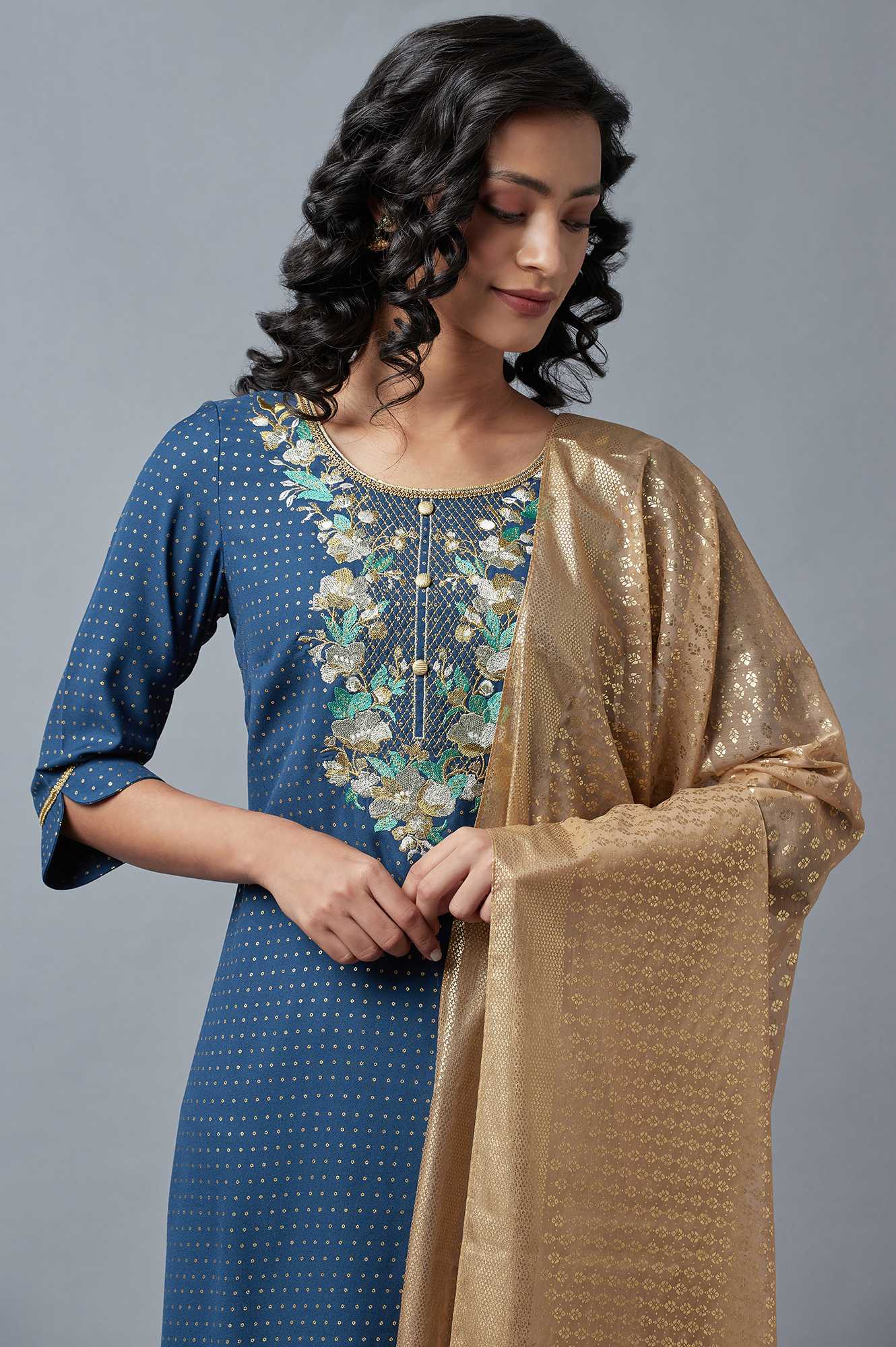 Blue Printed kurta, Green Palazzo and Dupatta Set - Image 5