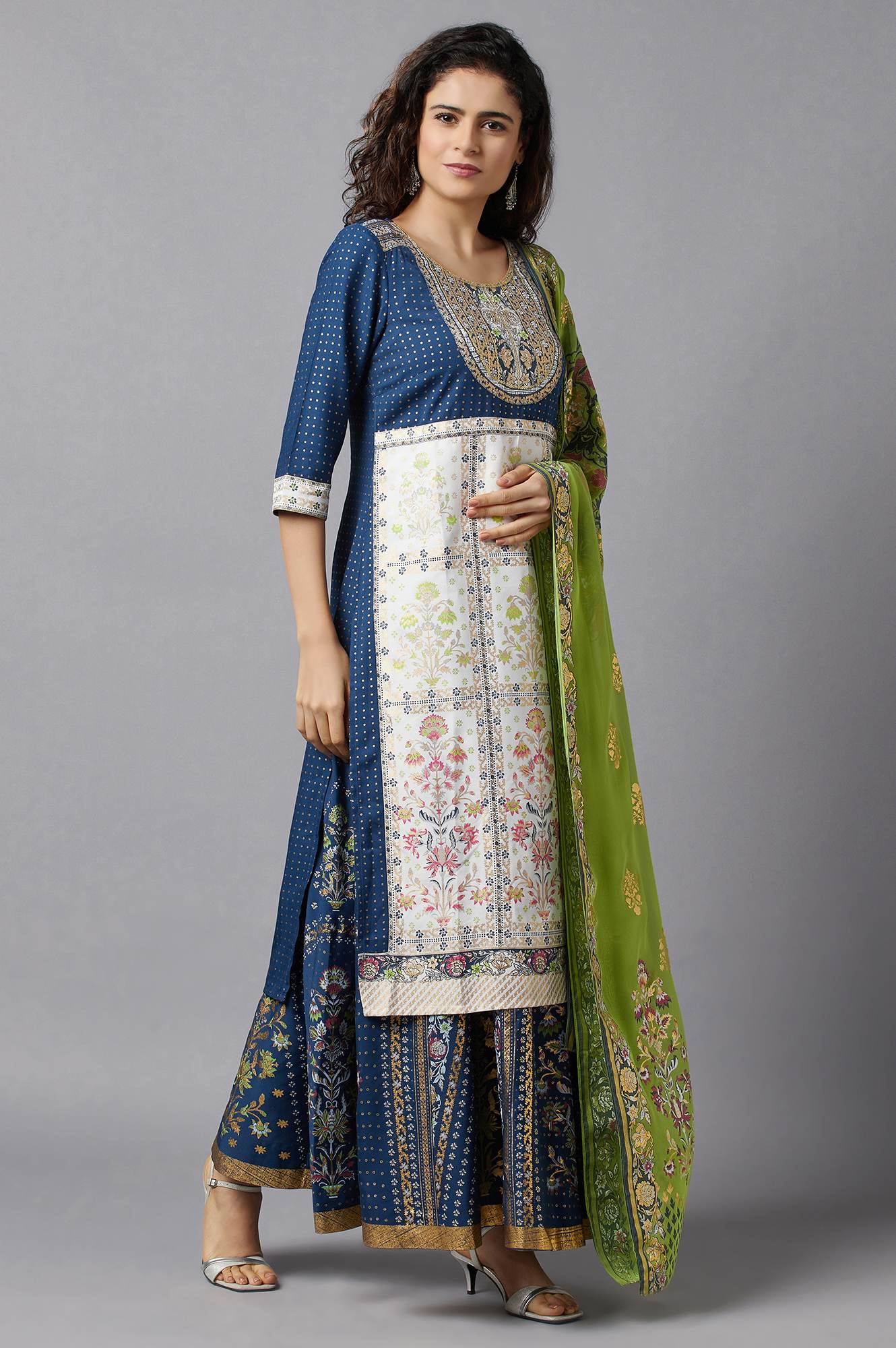 Blue Printed kurta, Skirt and Dupatta Set - Image 4