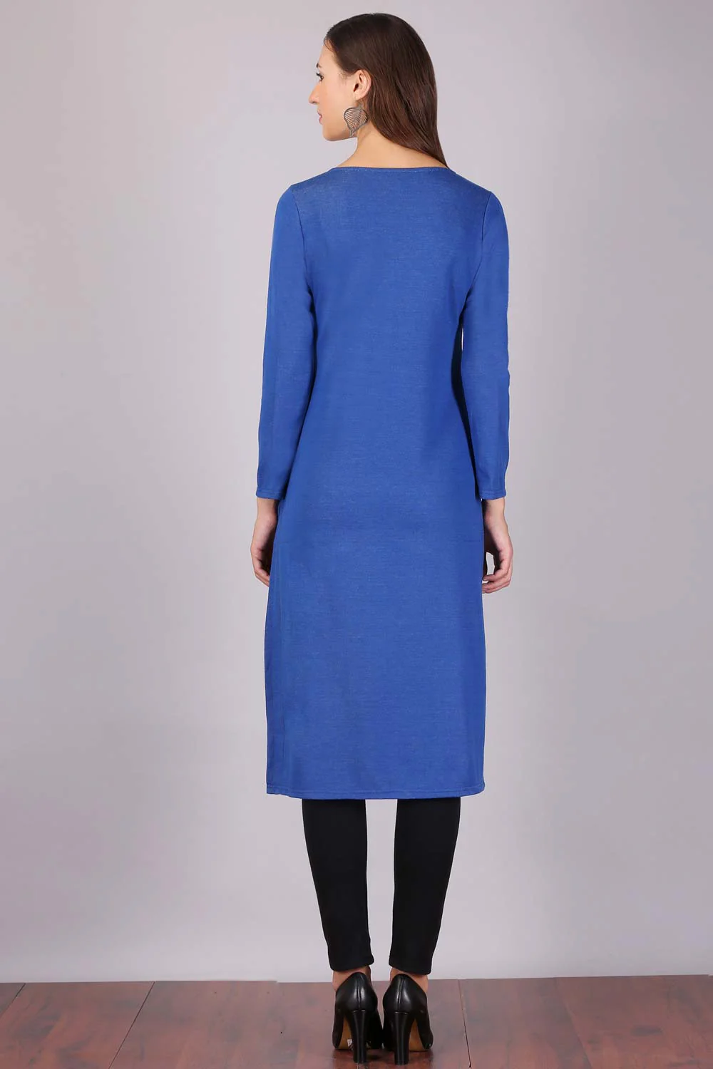 Blue Printed Round Neck Winter kurta - Image 4