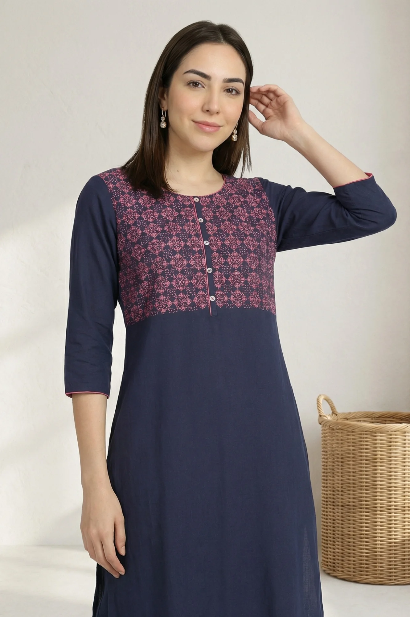 Blue Round Neck Printed kurta - Image 4