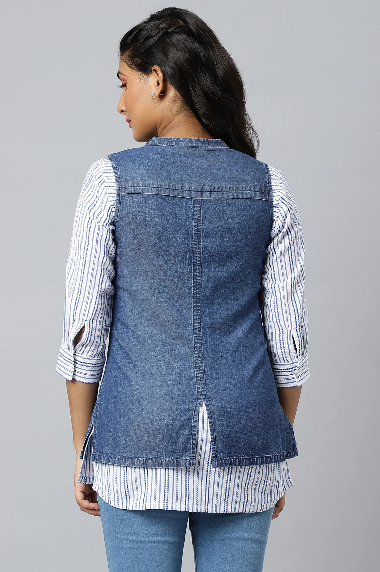 Denim Blue Thread Embroidered Sleeveless Jacket - Image 4