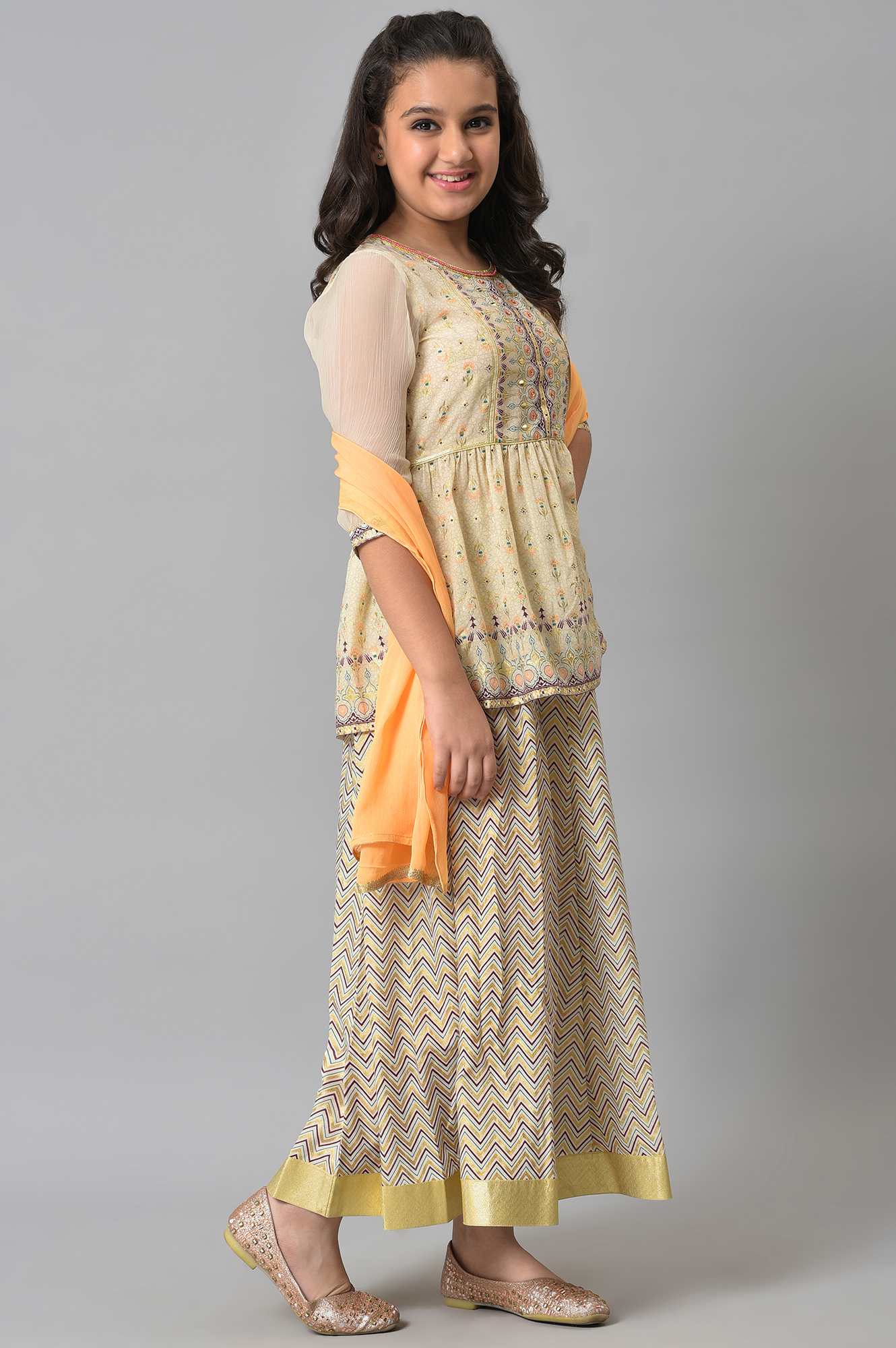 Girls Beige Floral Peplum Top With Skirt And Orange Dupatta - Image 4