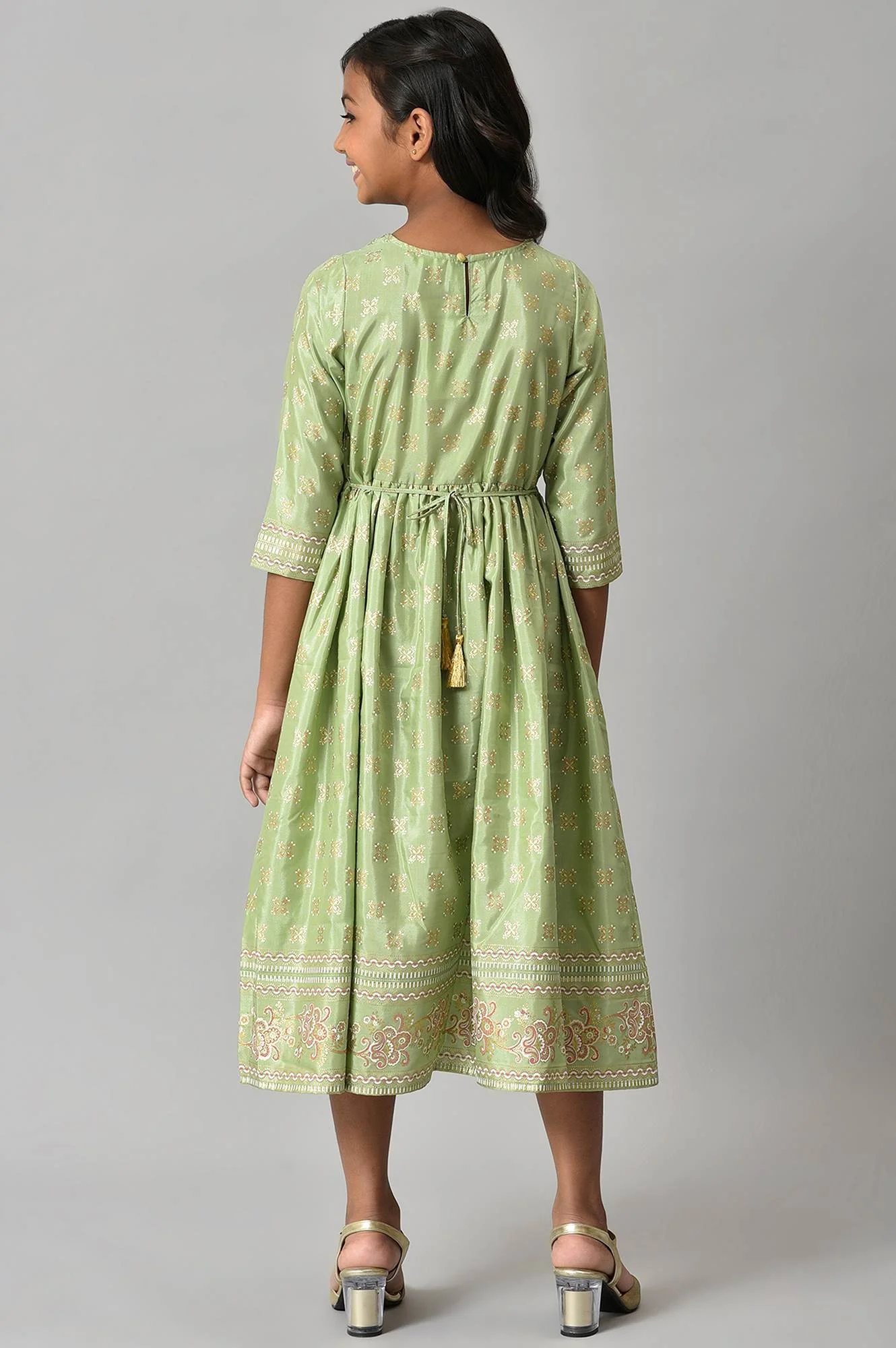 Girls Green Floral Printed Dress With Dupatta - Image 8