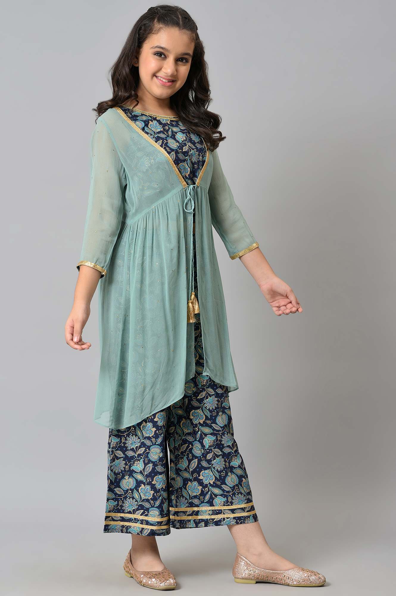 Girls Liva Mint Green Gillet With Dark Blue Floral Printed Top And Palazzo - Image 4